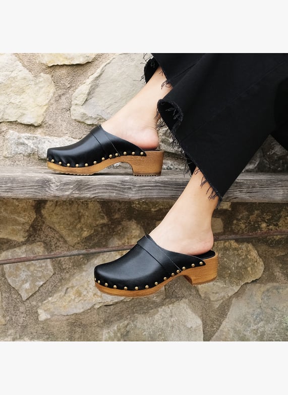 Sabots Femme FUTURO FASHION - Cuir Véritable Et Semelle Bois Aulne Sabots Femme FUTURO FASHION - Cuir Véritable Et Semelle Bois Aulne