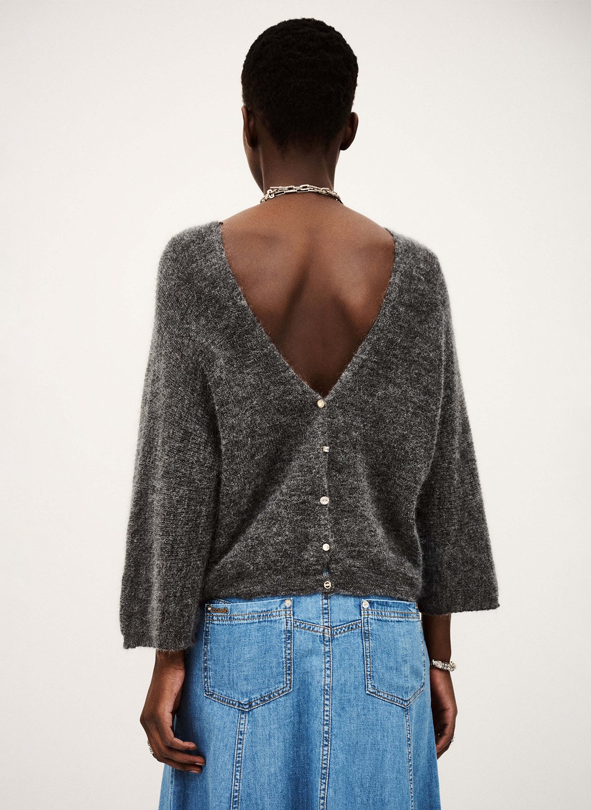 V-Ausschnitt-Strickjacke mit Schmuckknöpfen aus Wollmischung BA&SH Grau