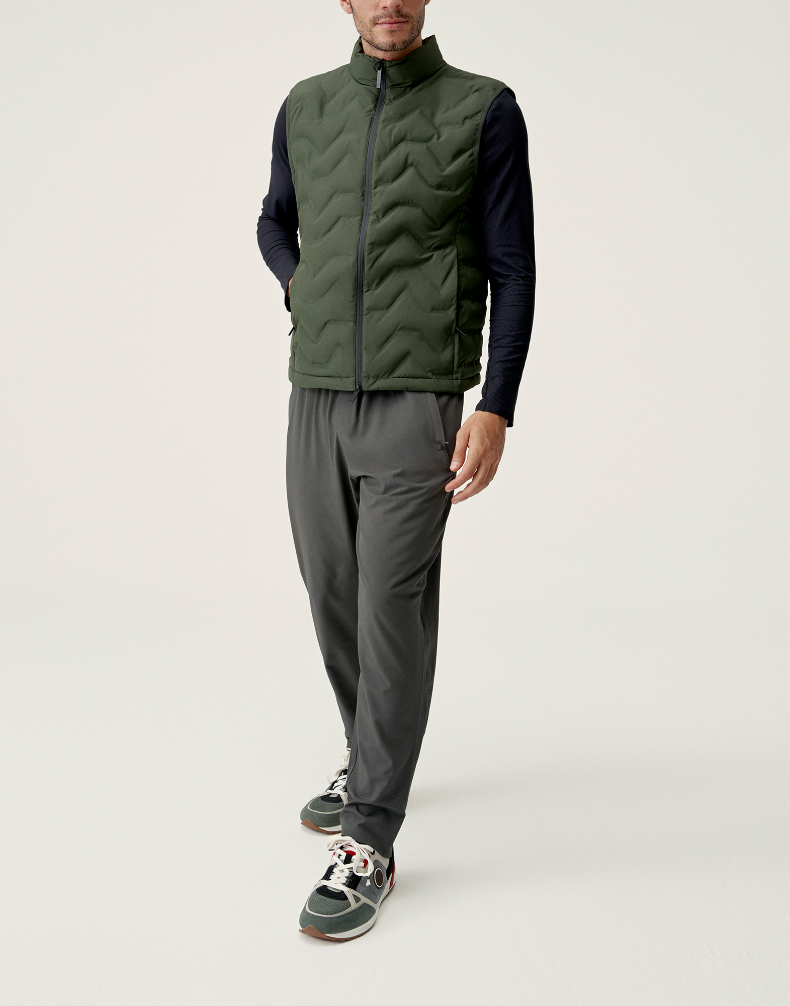 Zip-up performance athleisure sports jacket BORN LIVING YOGA Green