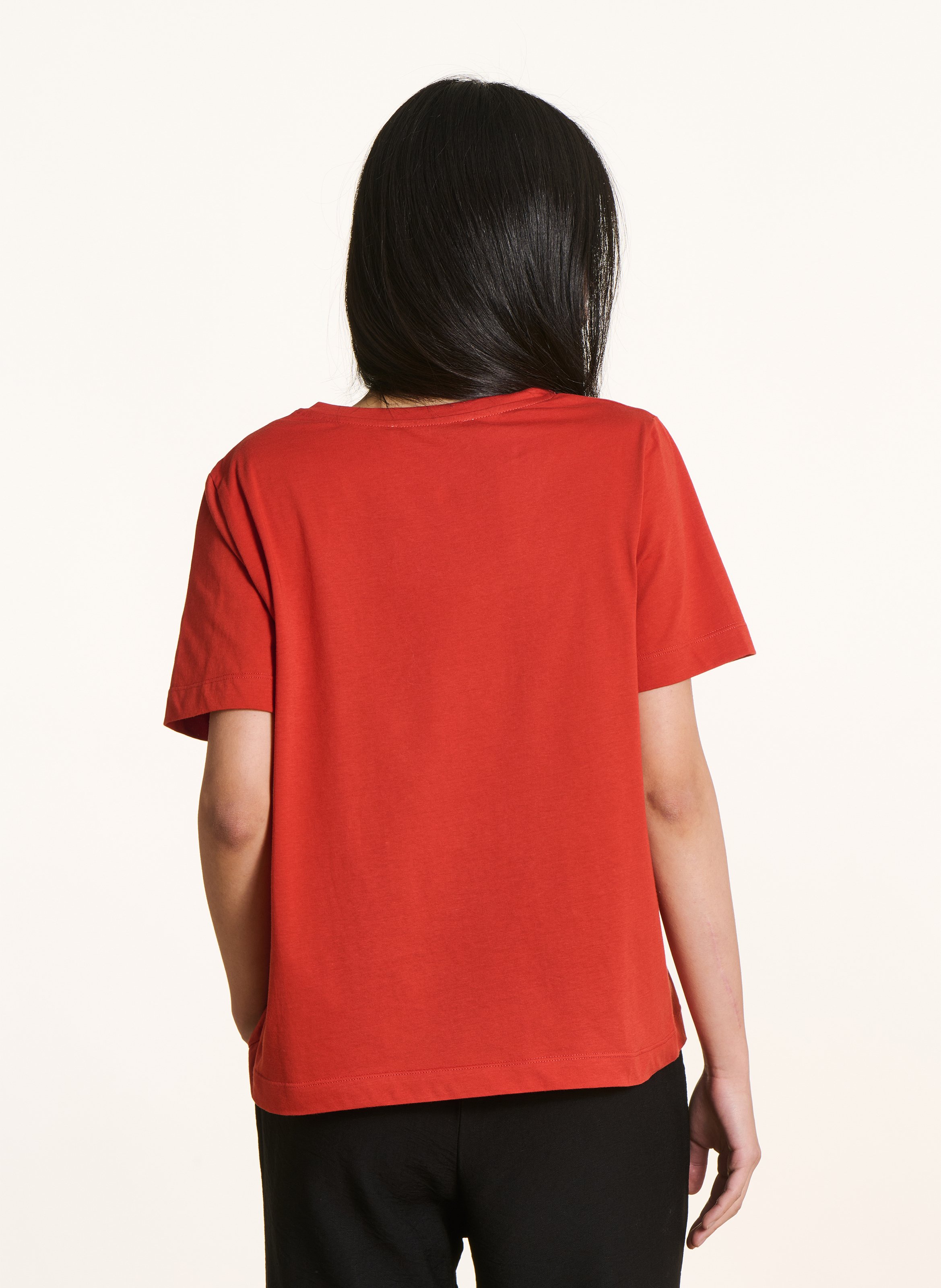 Tee-shirt ample col V en coton bio LA FEE MARABOUTEE Rouge