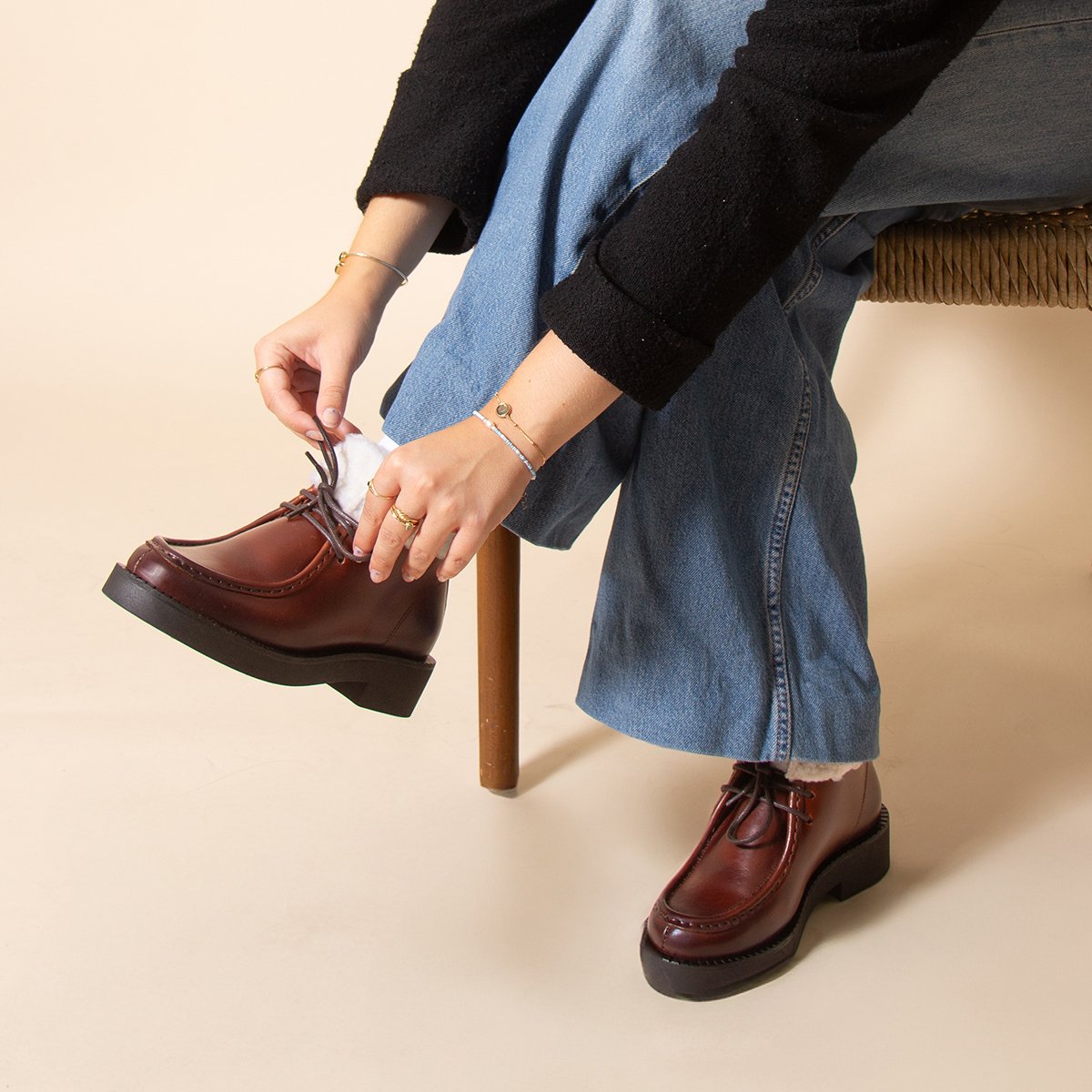 Low leather fur-lined ankle boots JULES & JENN Brown