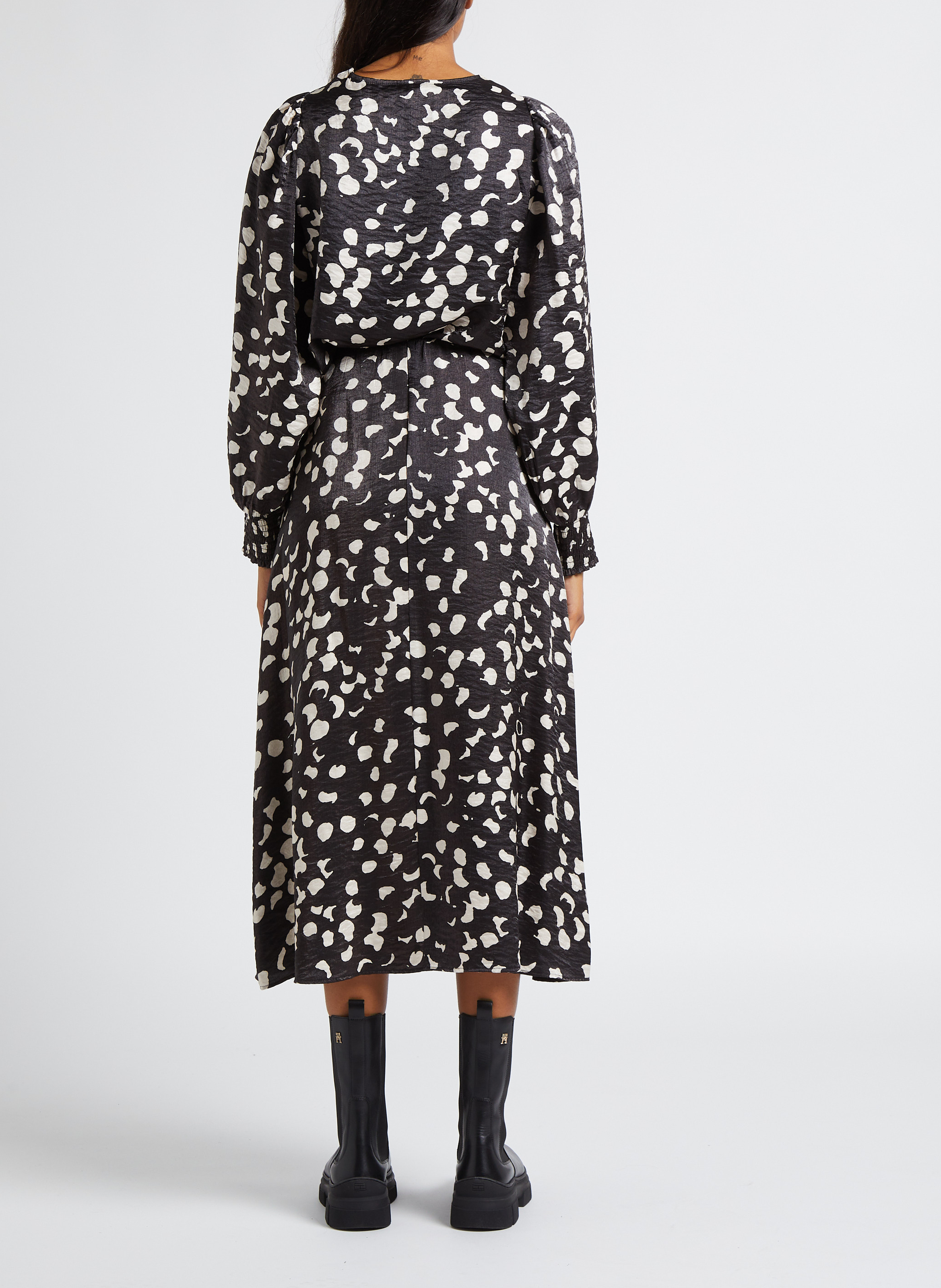 Gerade geschnittene Bluse mit V-Ausschnitt und Print OBJECT Schwarz