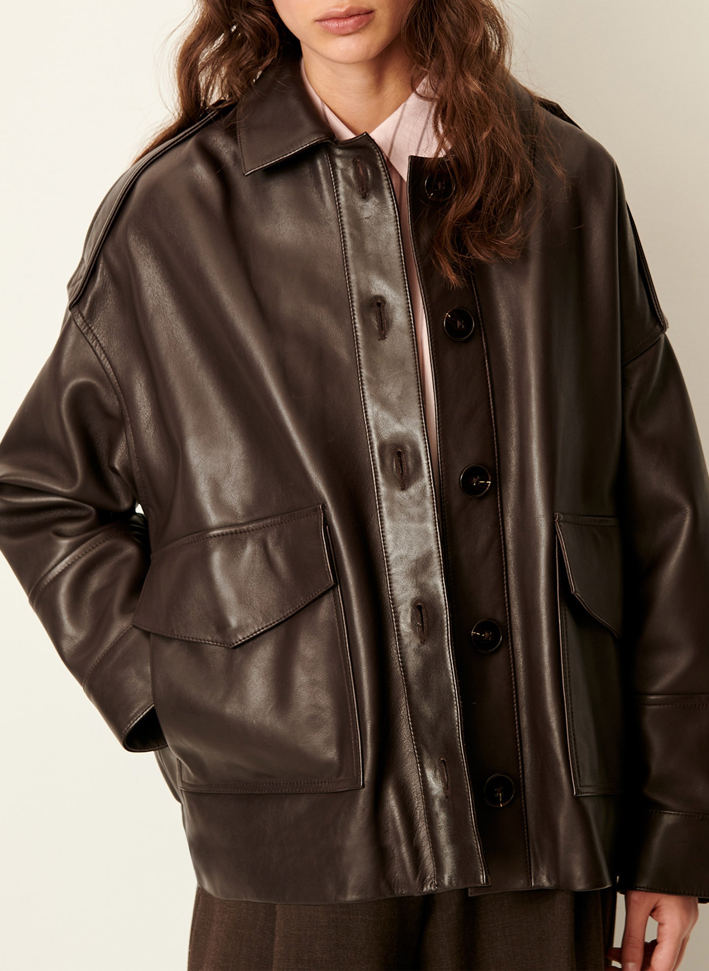 Weite Lederjacke mit Knöpfen SESSUN