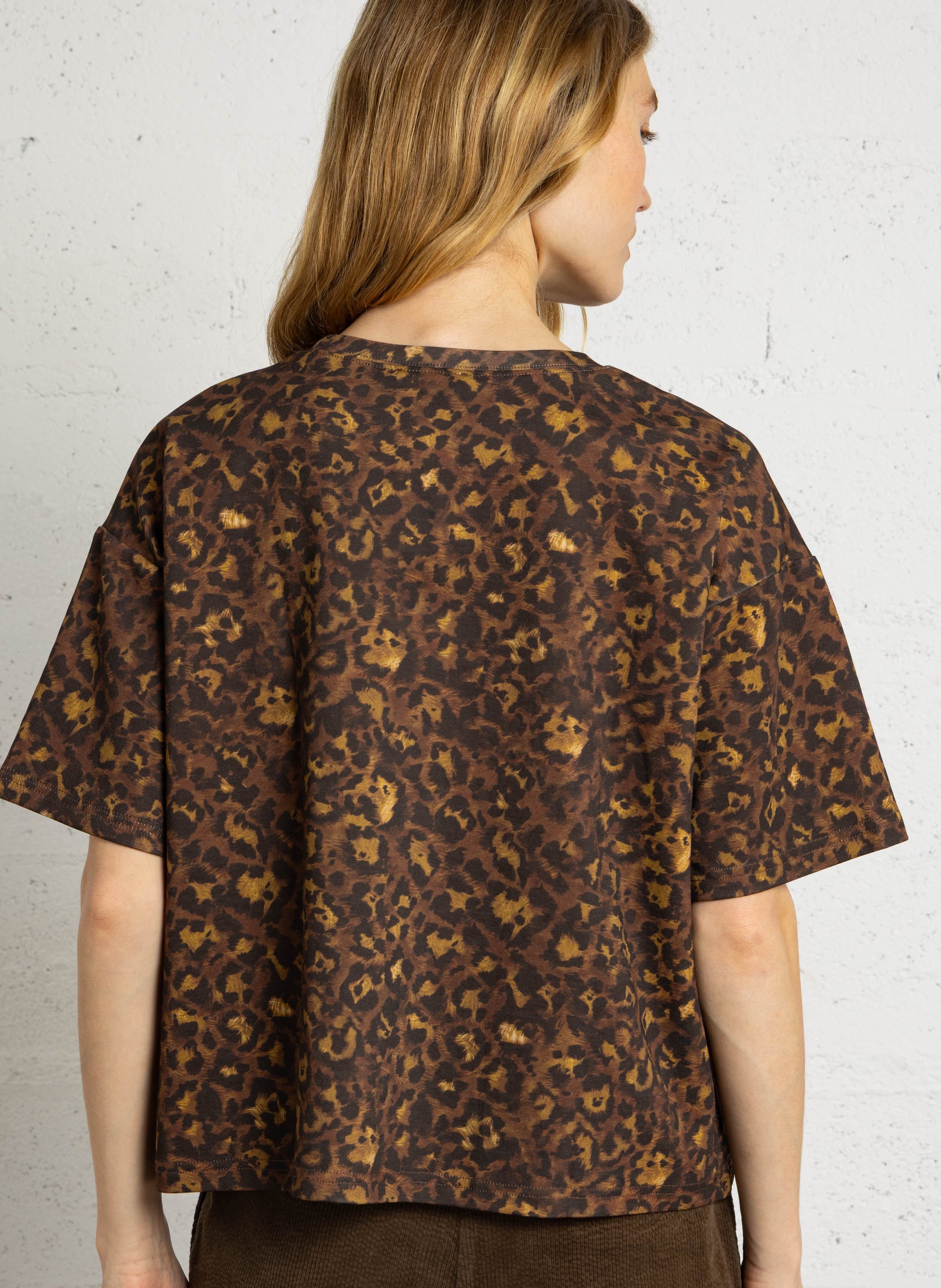 Straight t-shirt with printed design in blended cotton. LA PETITE ETOILE Brown