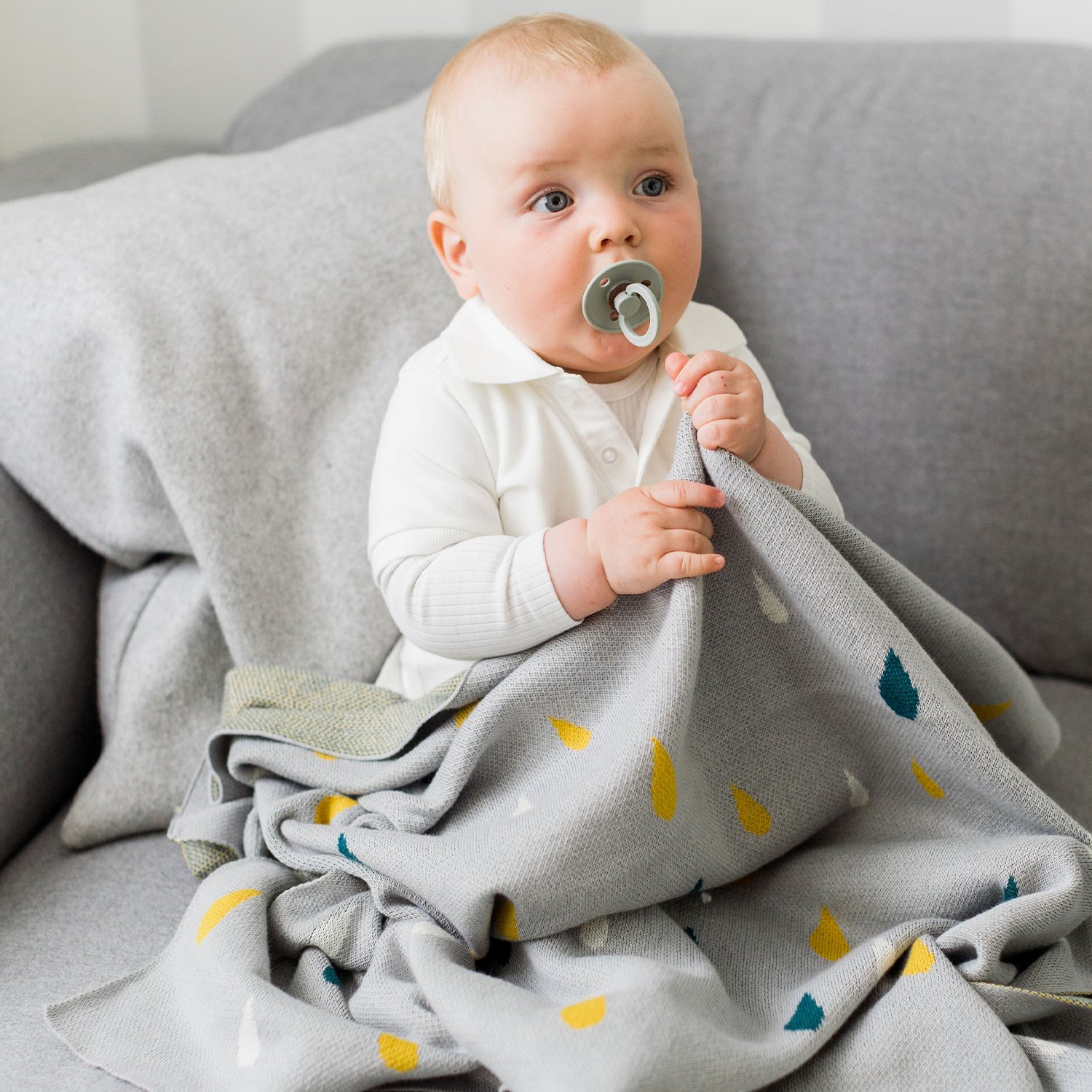 Ultra-soft knitted baby blanket - 100% cotton KINDSGUT Yellow