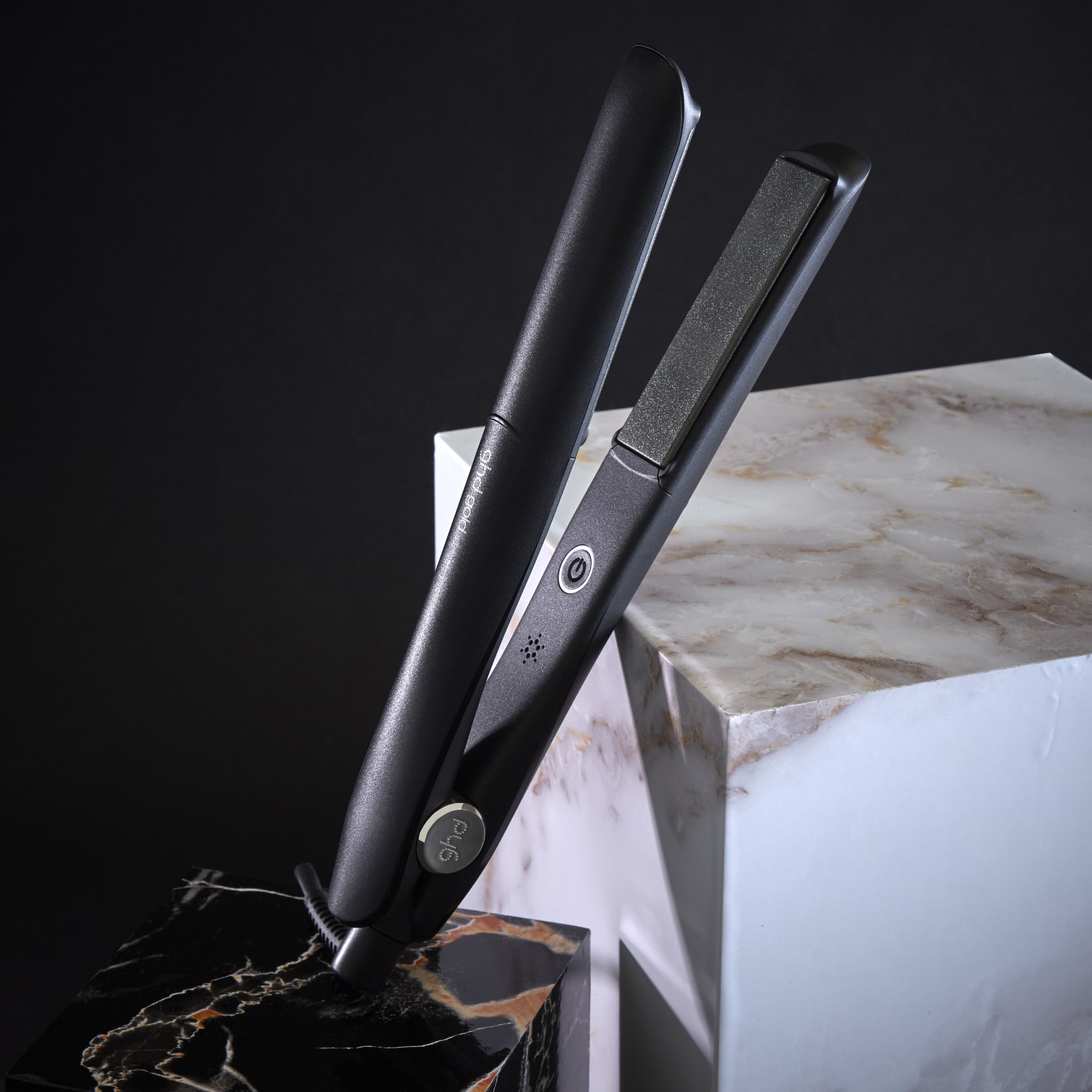Gold Styler straighteners GHD Noir