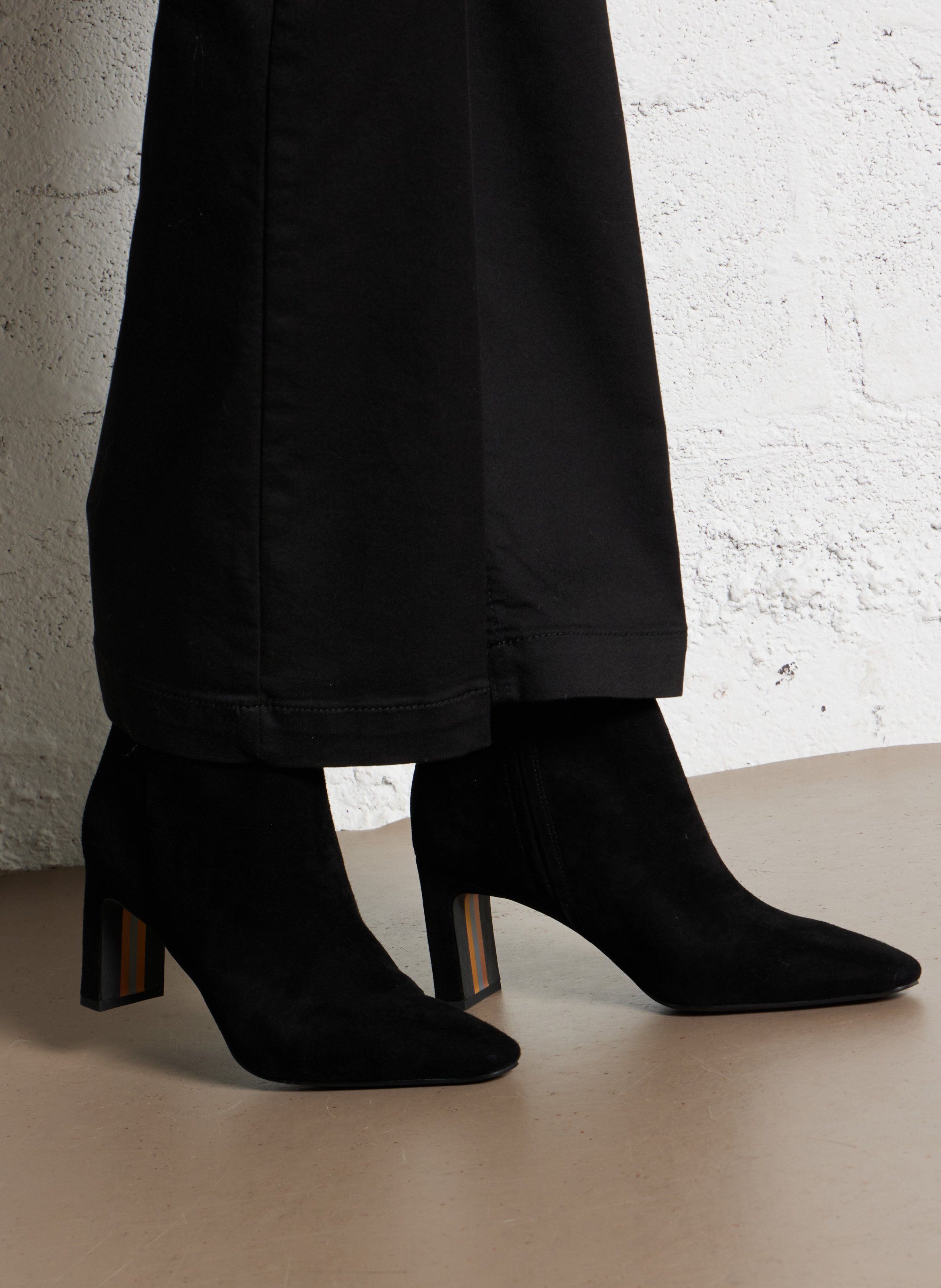 Stiefeletten aus Veloursleder SAM EDELMAN Schwarz