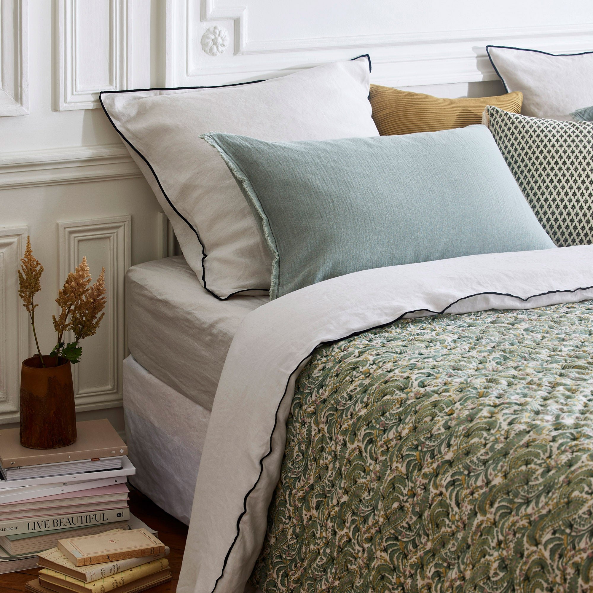 MALO - Linen quilt MADURA Green