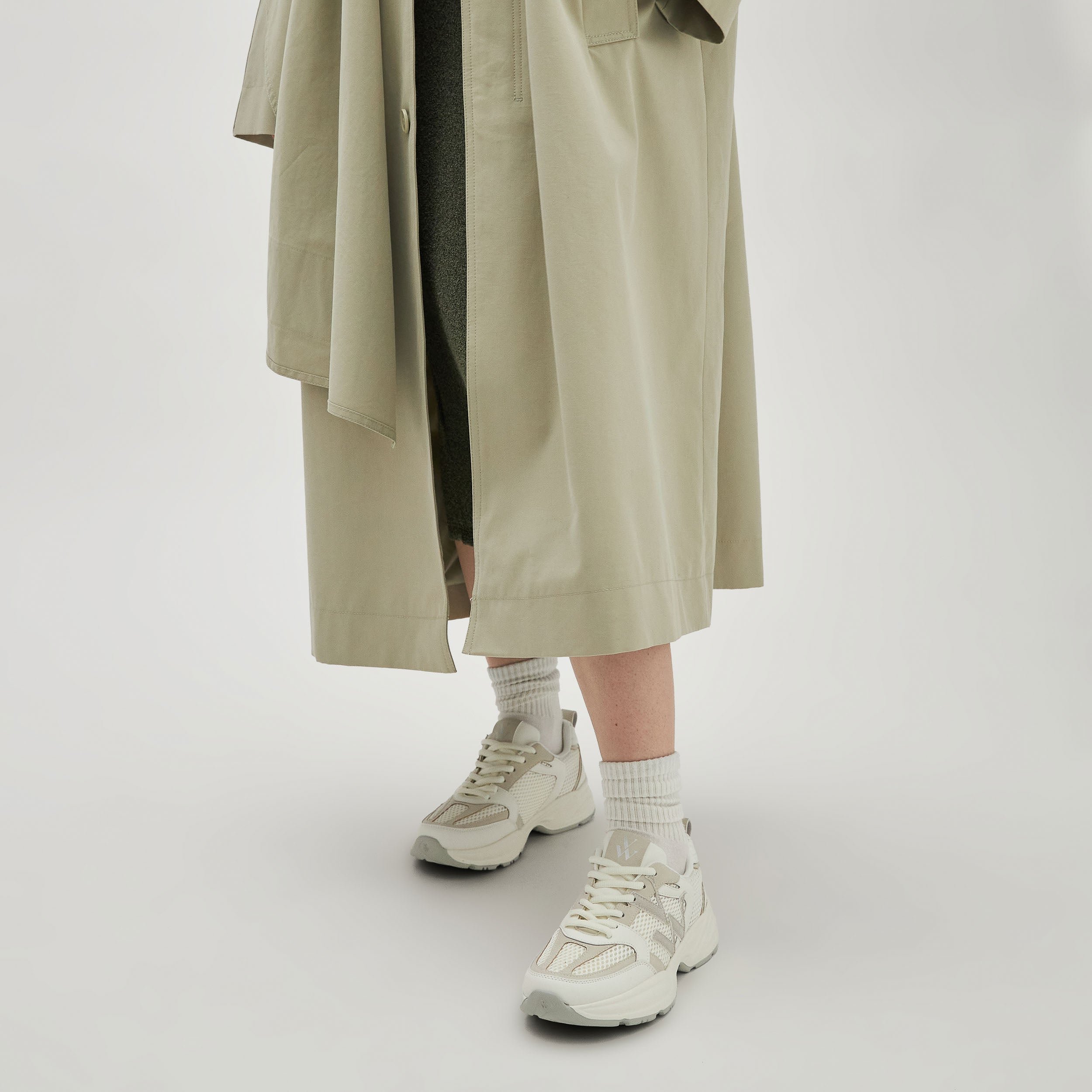 Low mesh sneakers VANESSA WU White