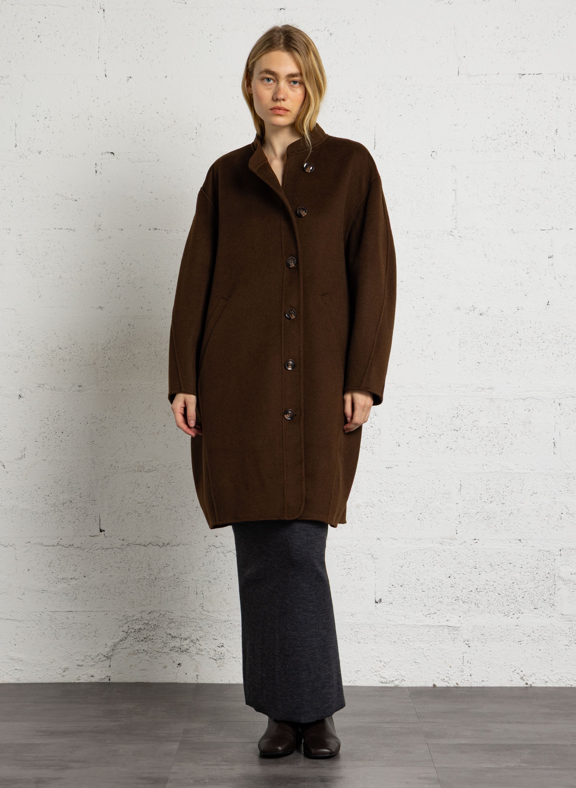 Manteau col rond en laine mélangée SOEUR Marron