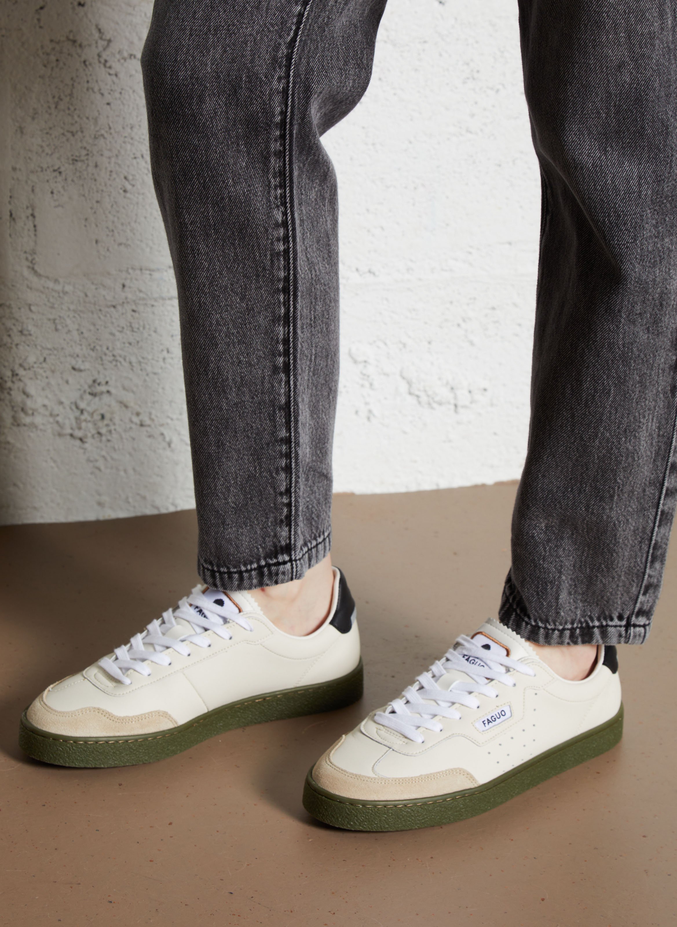 Casquette brodée en coton - Look 1