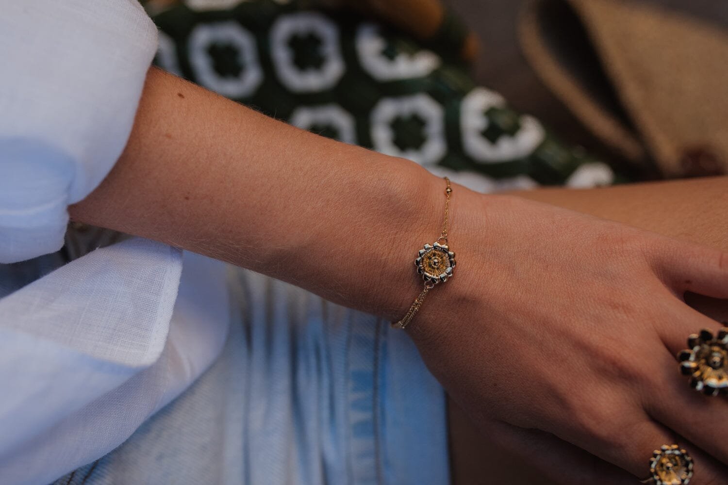 THÉIA - fine gold-plated flower bracelet MONSIEUR SIMONE Golden