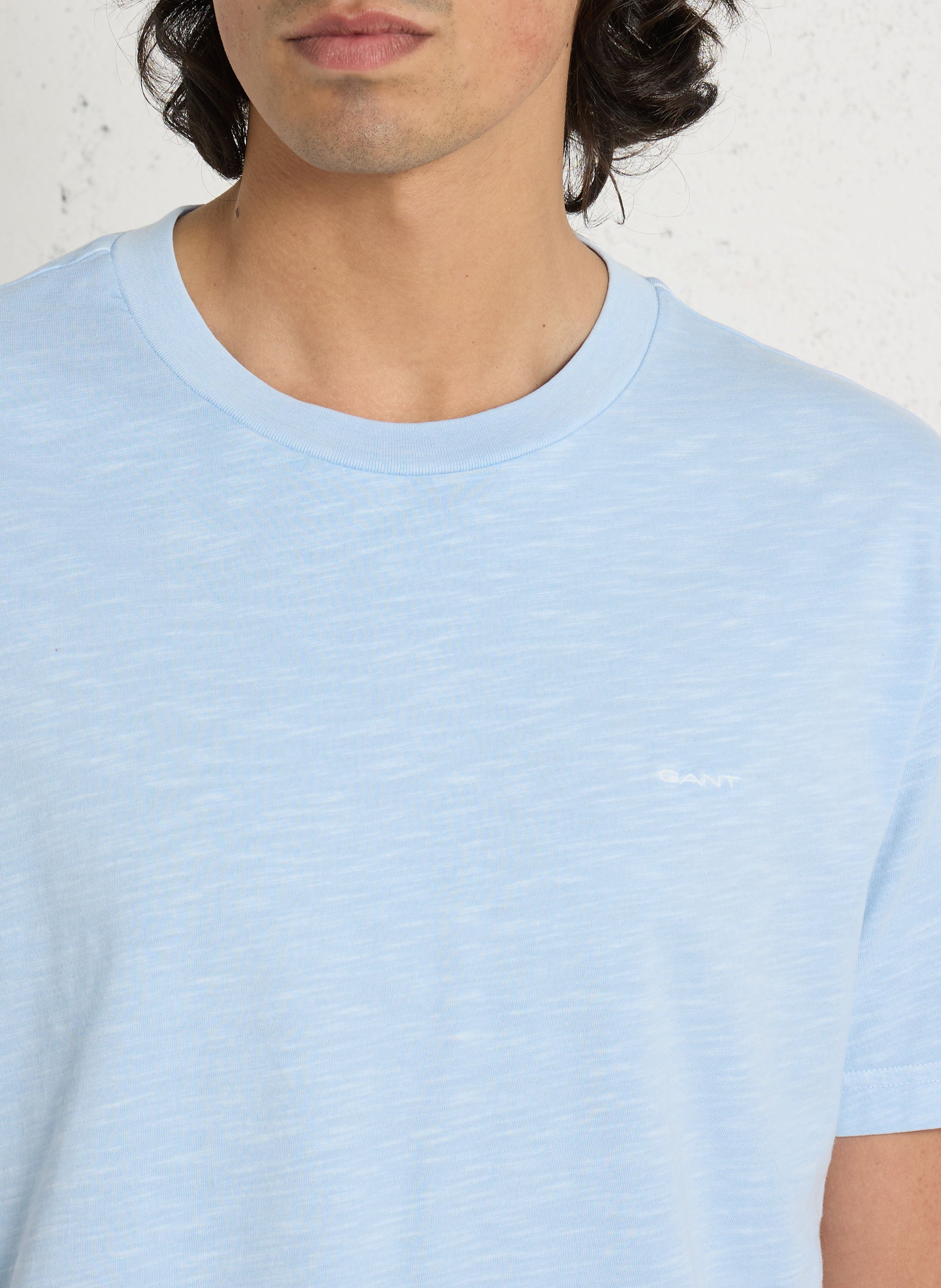 Tee-shirt droit col rond brodé en coton GANT Bleu