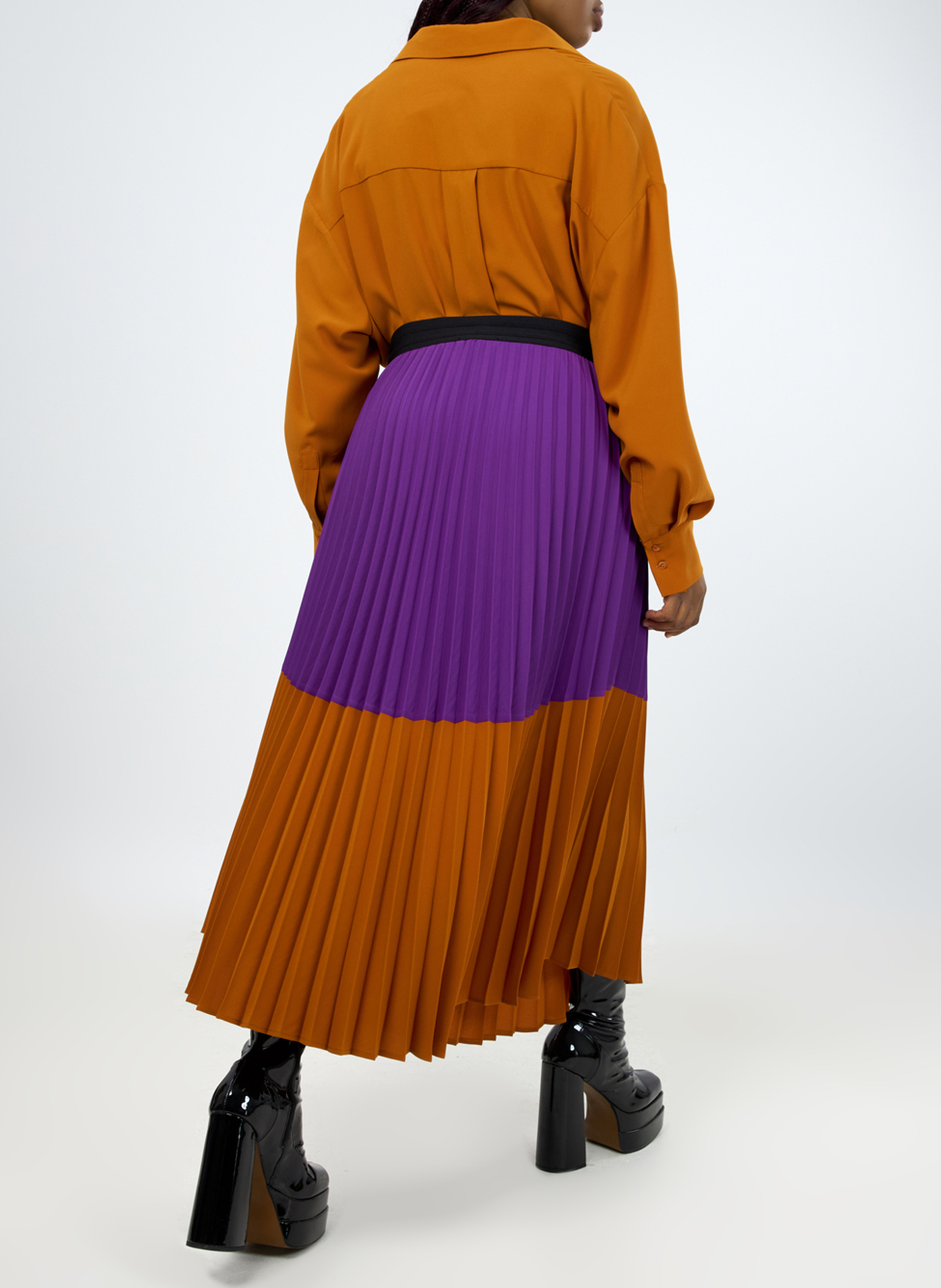 Langer, zweifarbiger, plissierter Rock MAT FASHION Violett