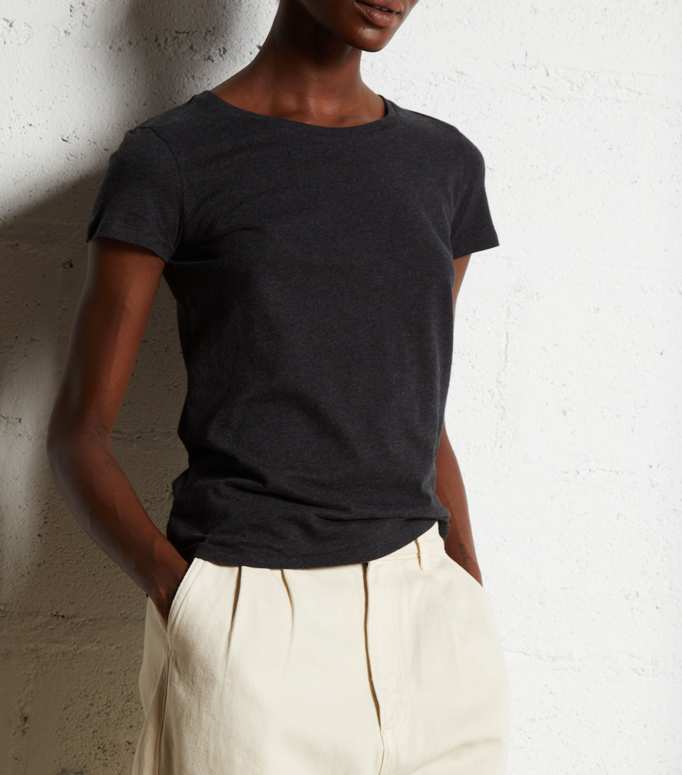 Rundhals-T-Shirt aus Baumwolle MAJESTIC FILATURES Schwarz