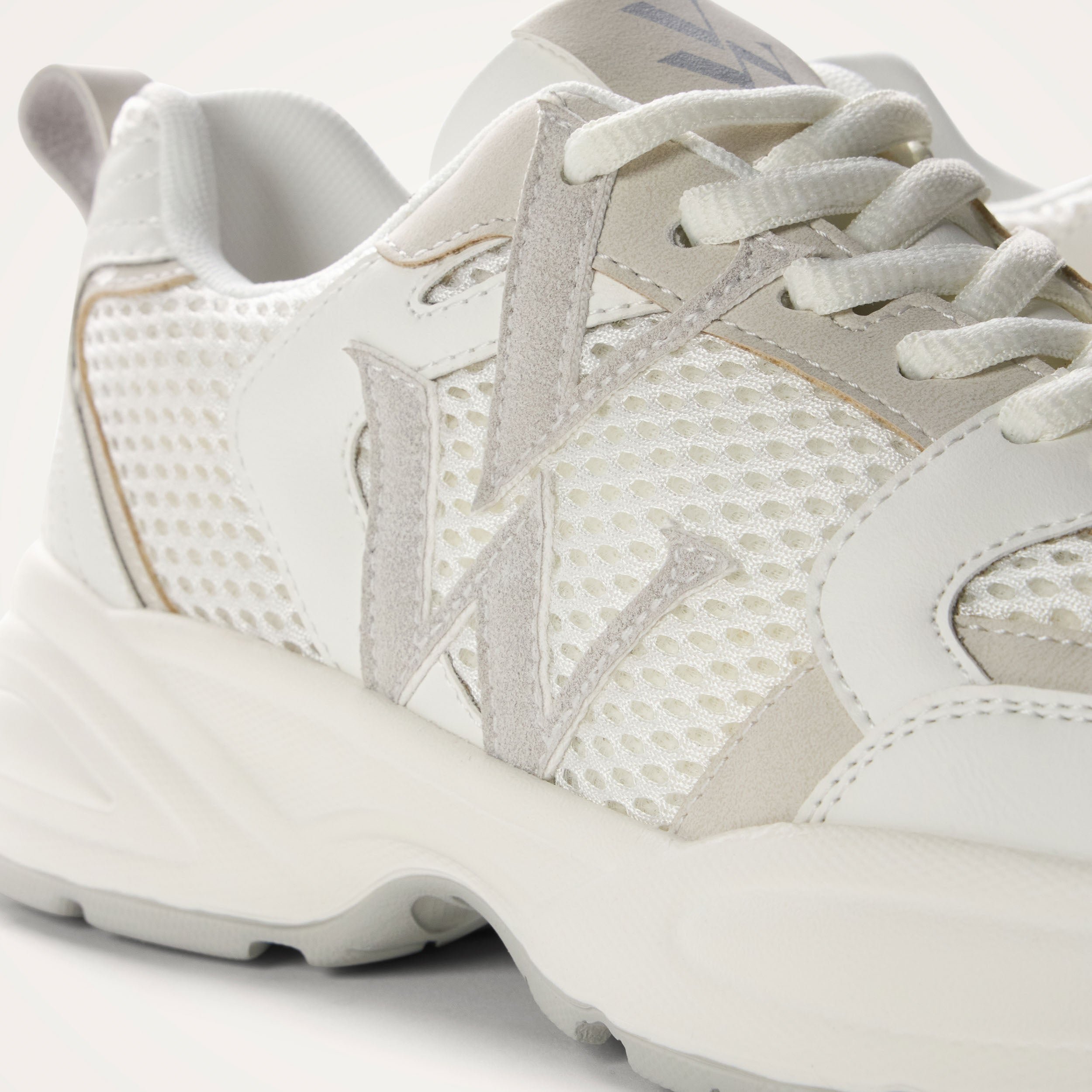 Low mesh sneakers VANESSA WU White