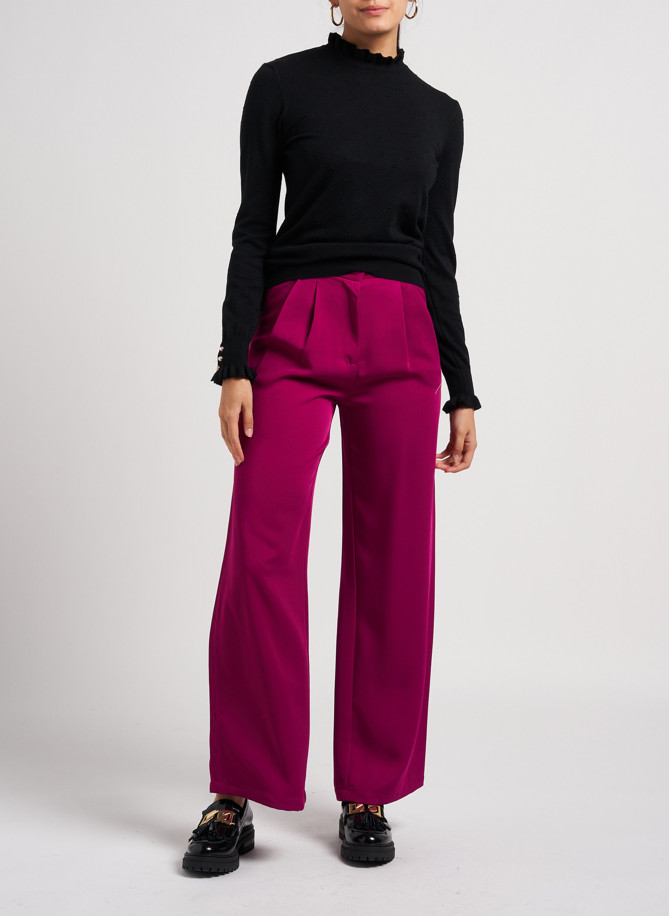 Jacquard-Rundhalspullover mit Rüschen Schwarz