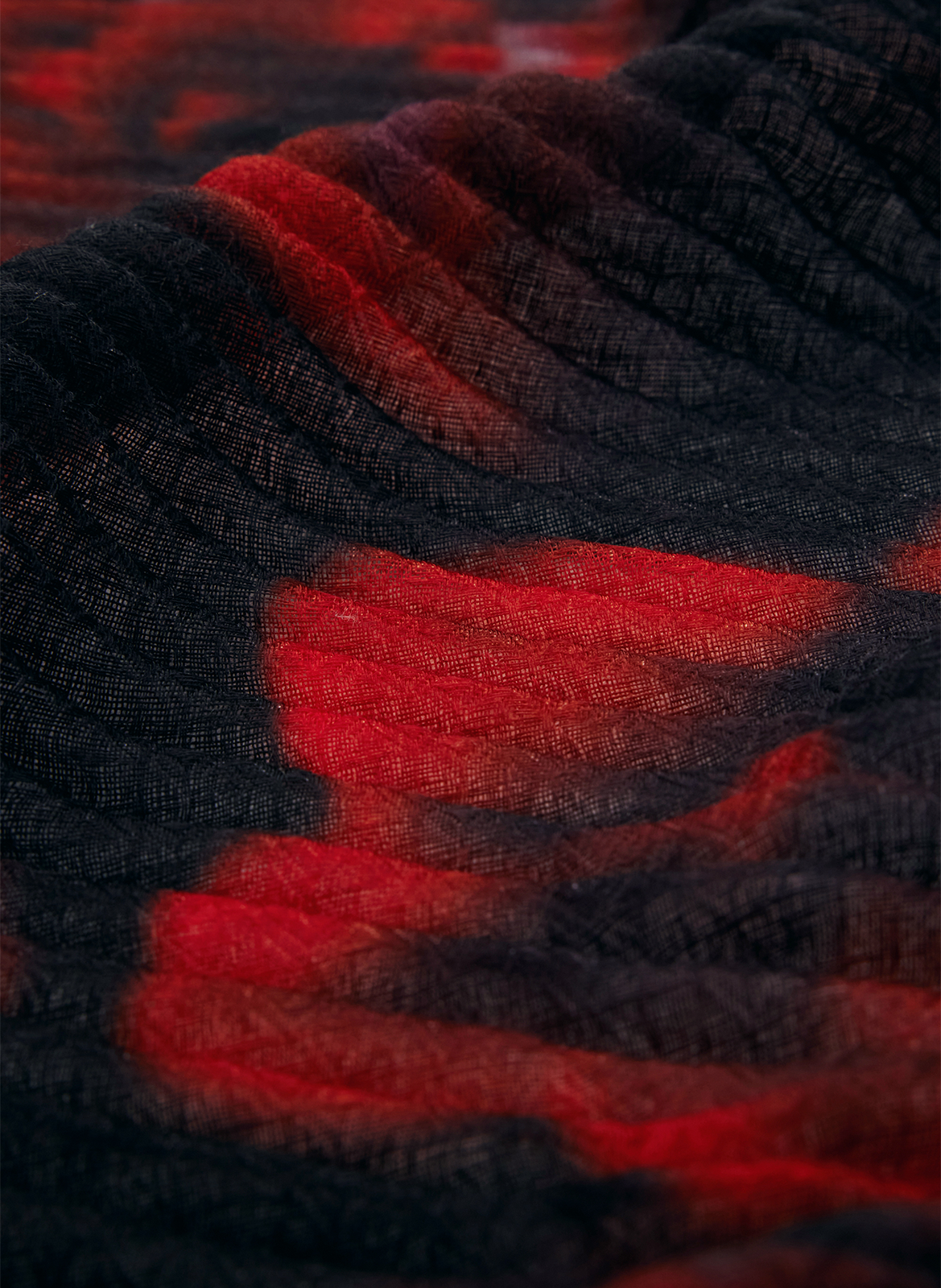 Foulard rectangulaire plissé à fleurs DESIGUAL Noir