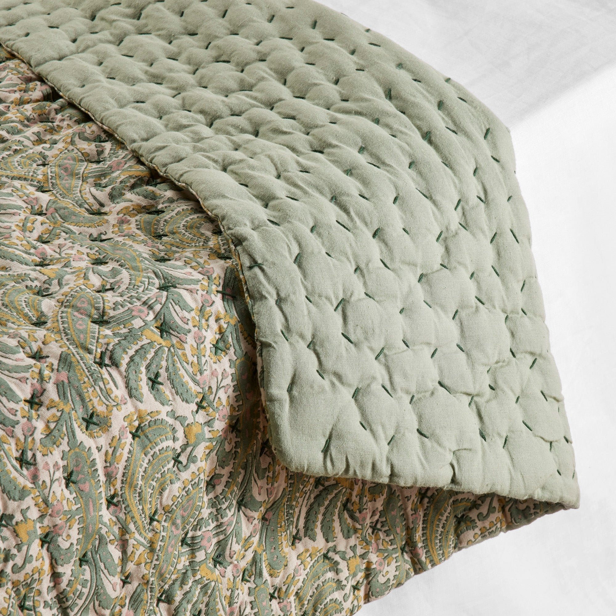 MALO - Linen quilt MADURA Green