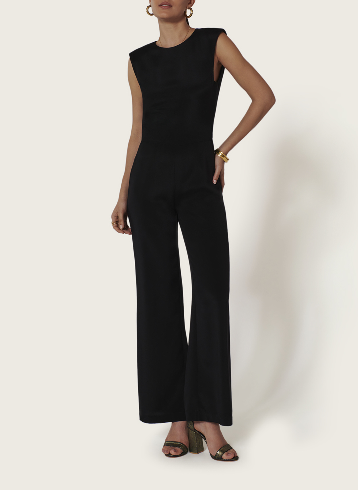 Ronde hals zijden jumpsuit KARMA KOMA Zwart