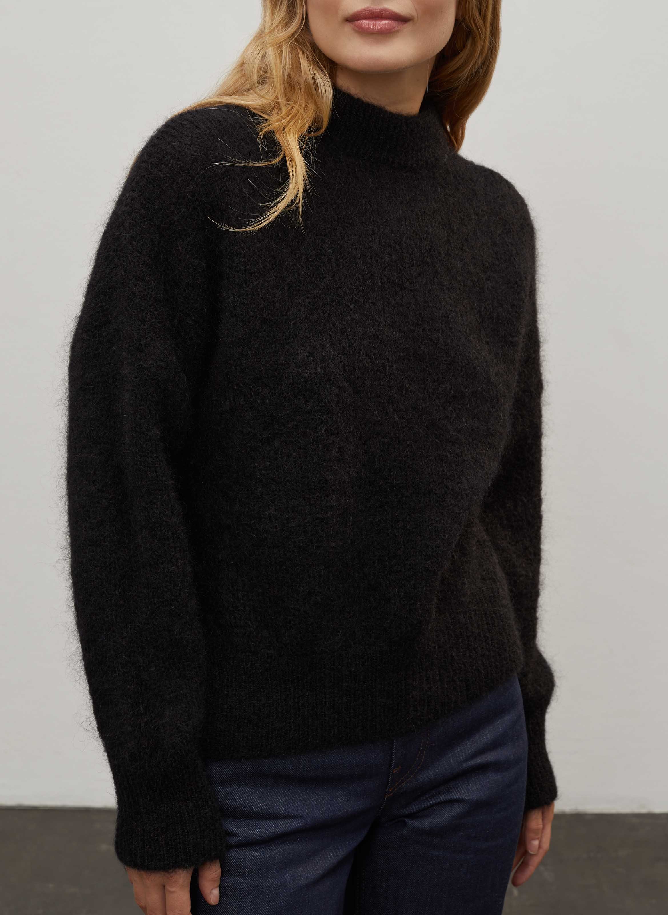 Pull col rond en laine mélangée SURPRISE Noir