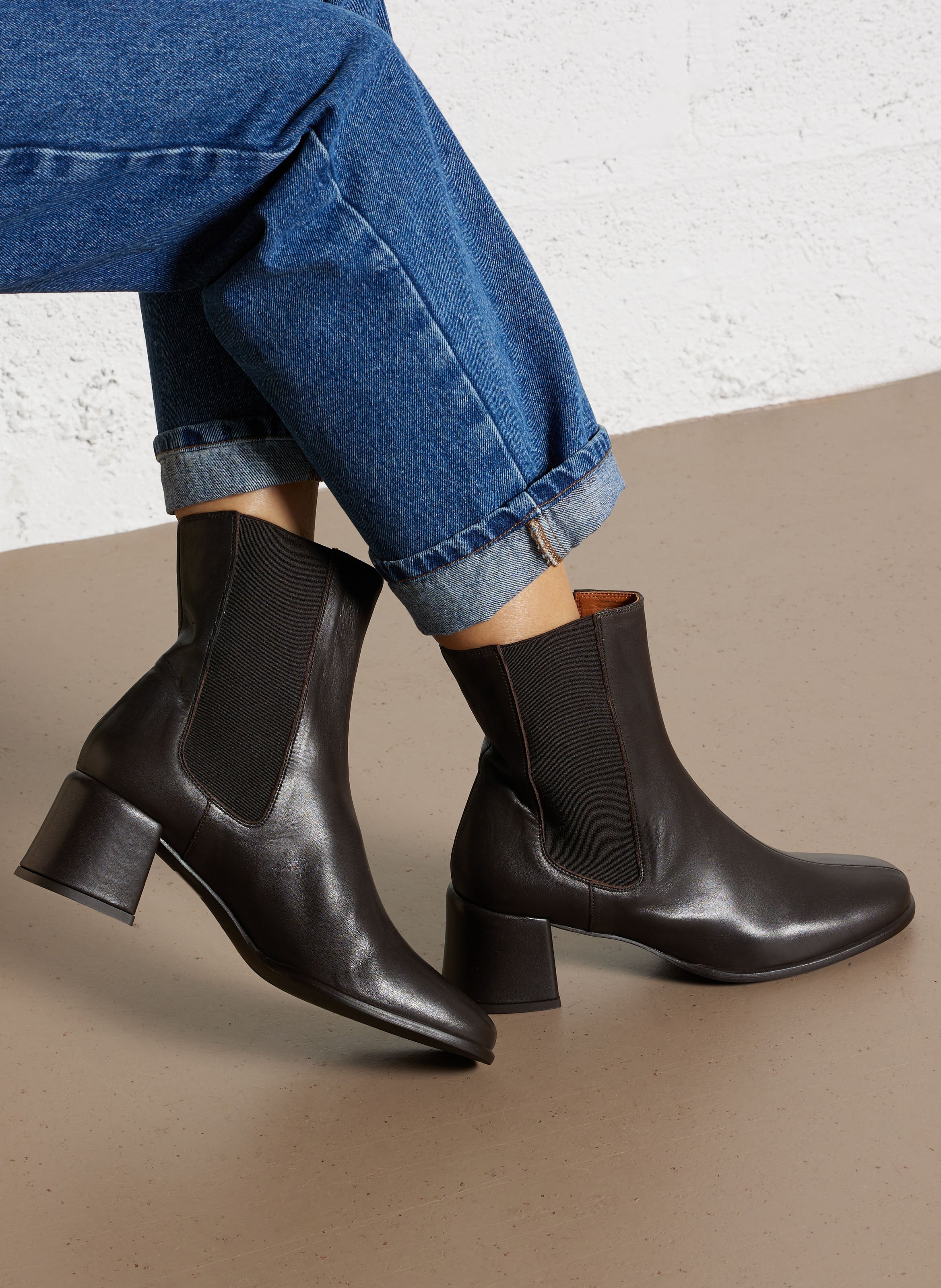 Bianca leather ankle boots ANGEL ALARCON Brown