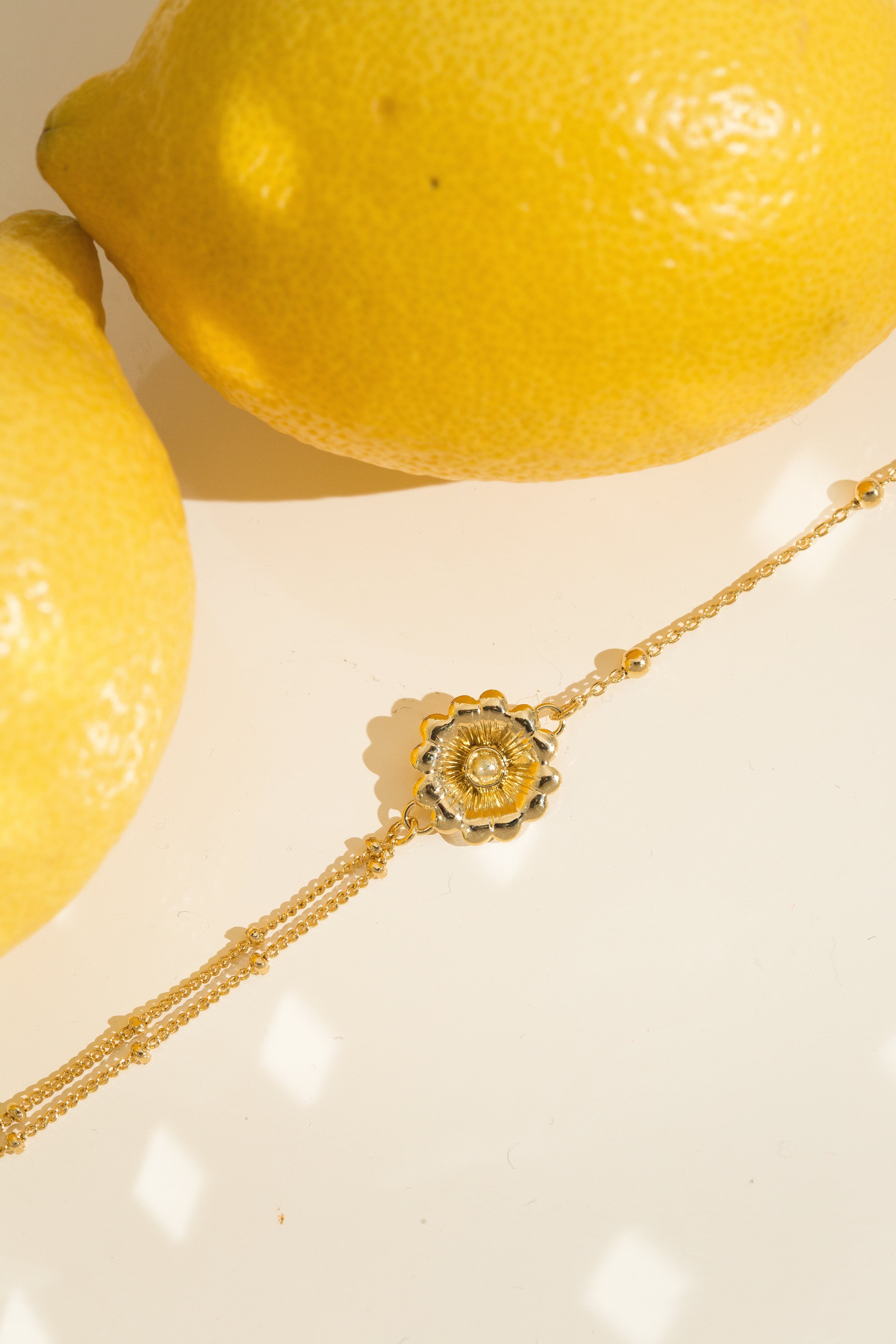 THÉIA - fine gold-plated flower bracelet MONSIEUR SIMONE Golden