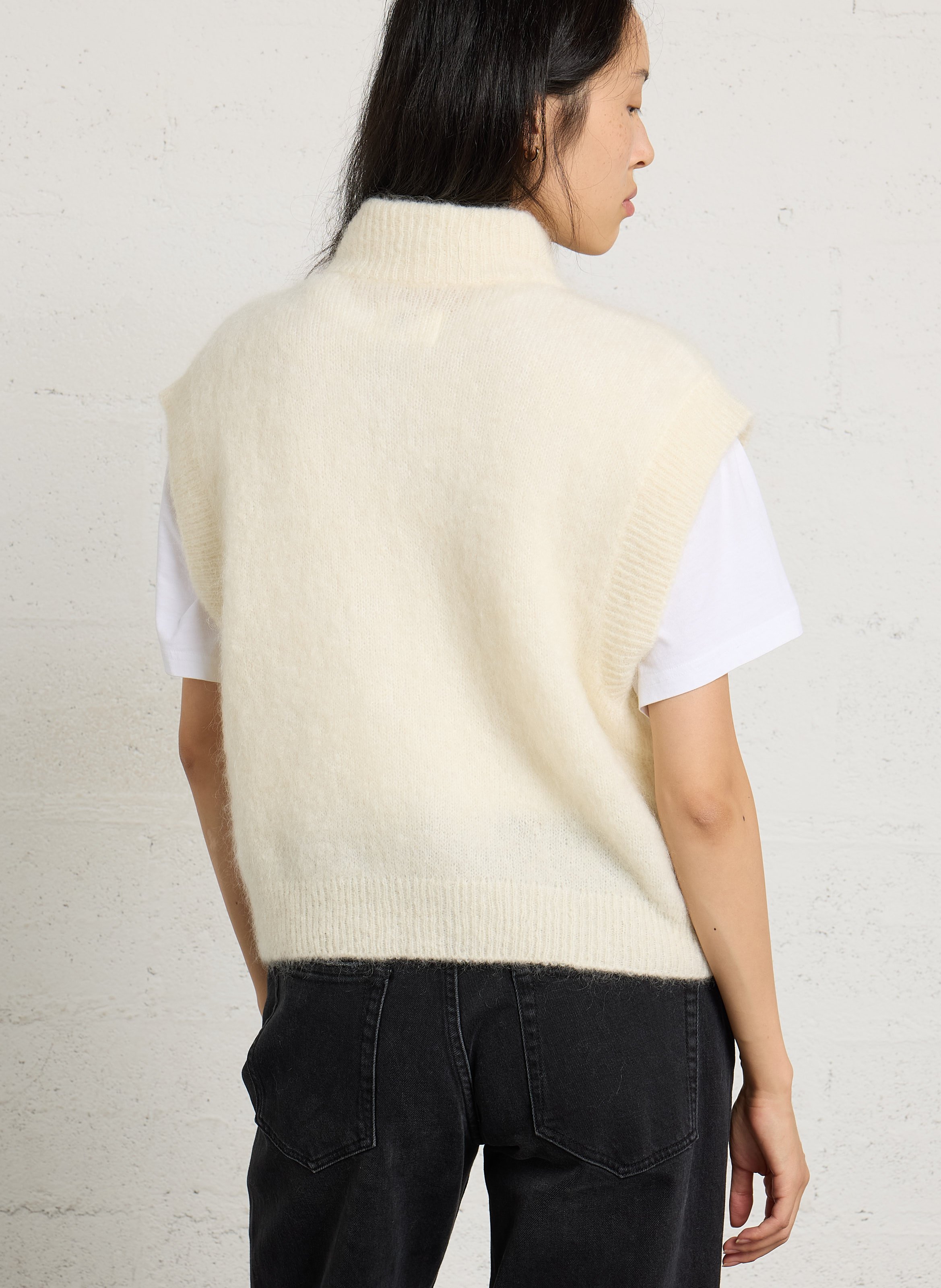 Ärmellose gerade geschnittene Strickjacke aus gemischtem Mohair DES PETITS HAUTS Beige