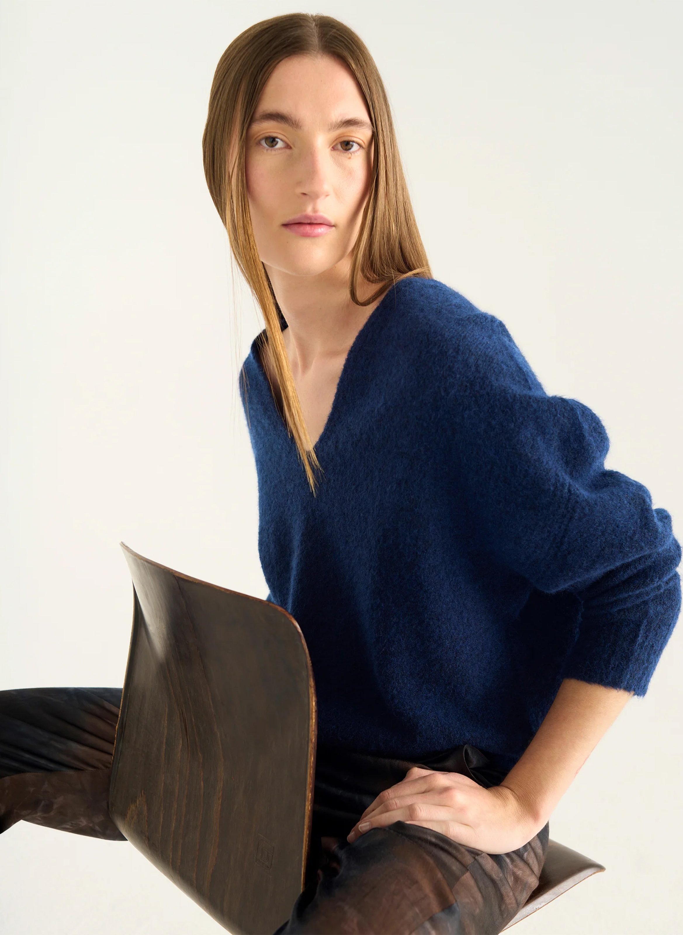 Oversize V-Ausschnitt Pullover aus weichem Strick ACOTE Blau