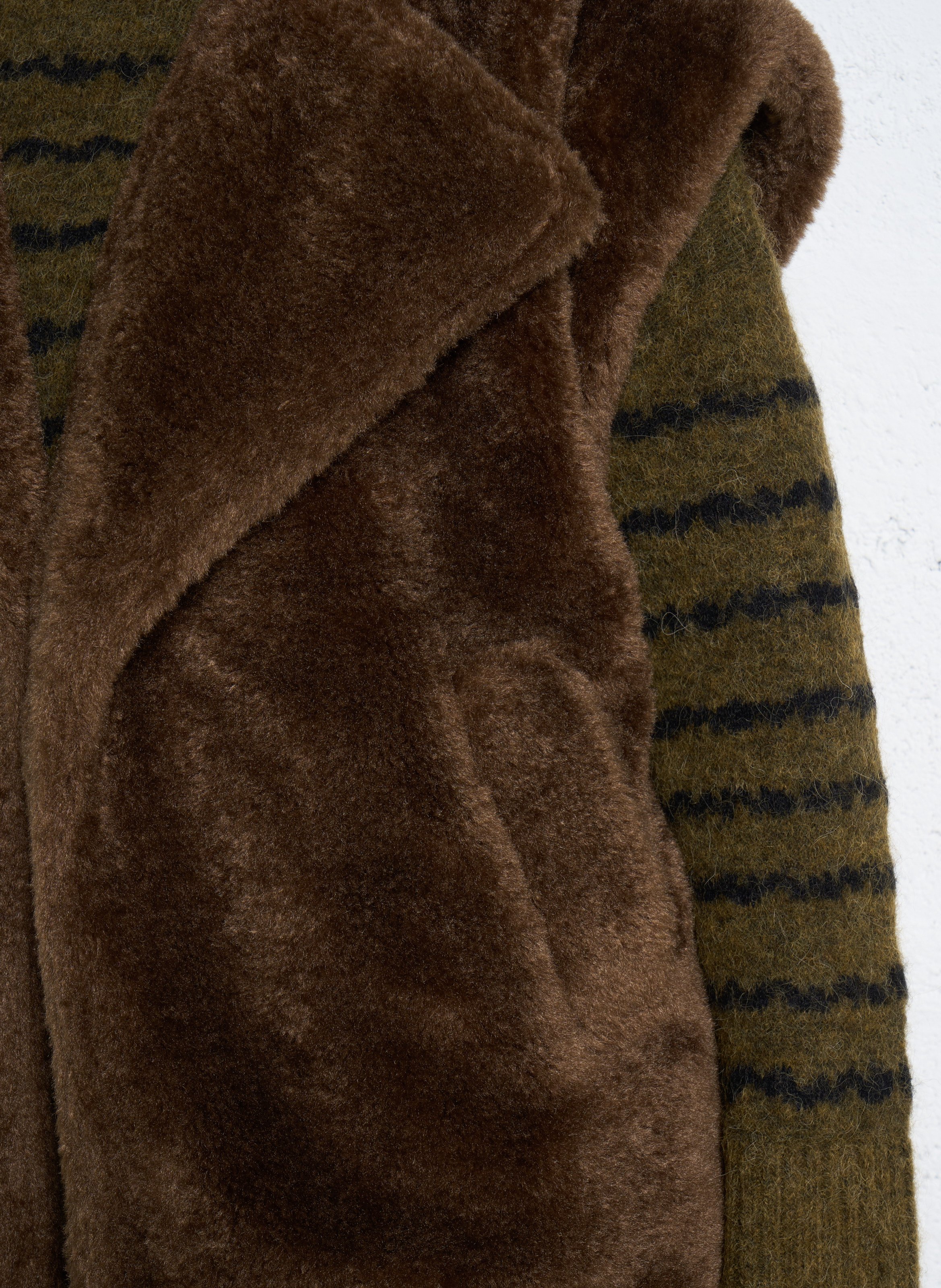 Veste en fourrure synthétique LE TEMPS DES CERISES Marron