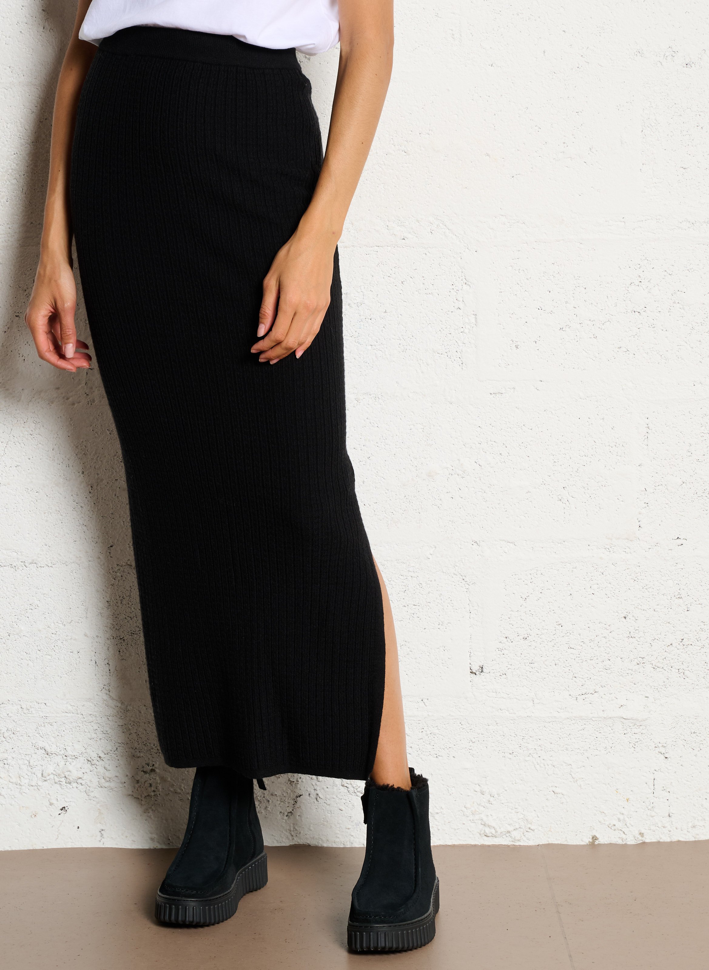 Langer Strickrock THE KORNER Schwarz