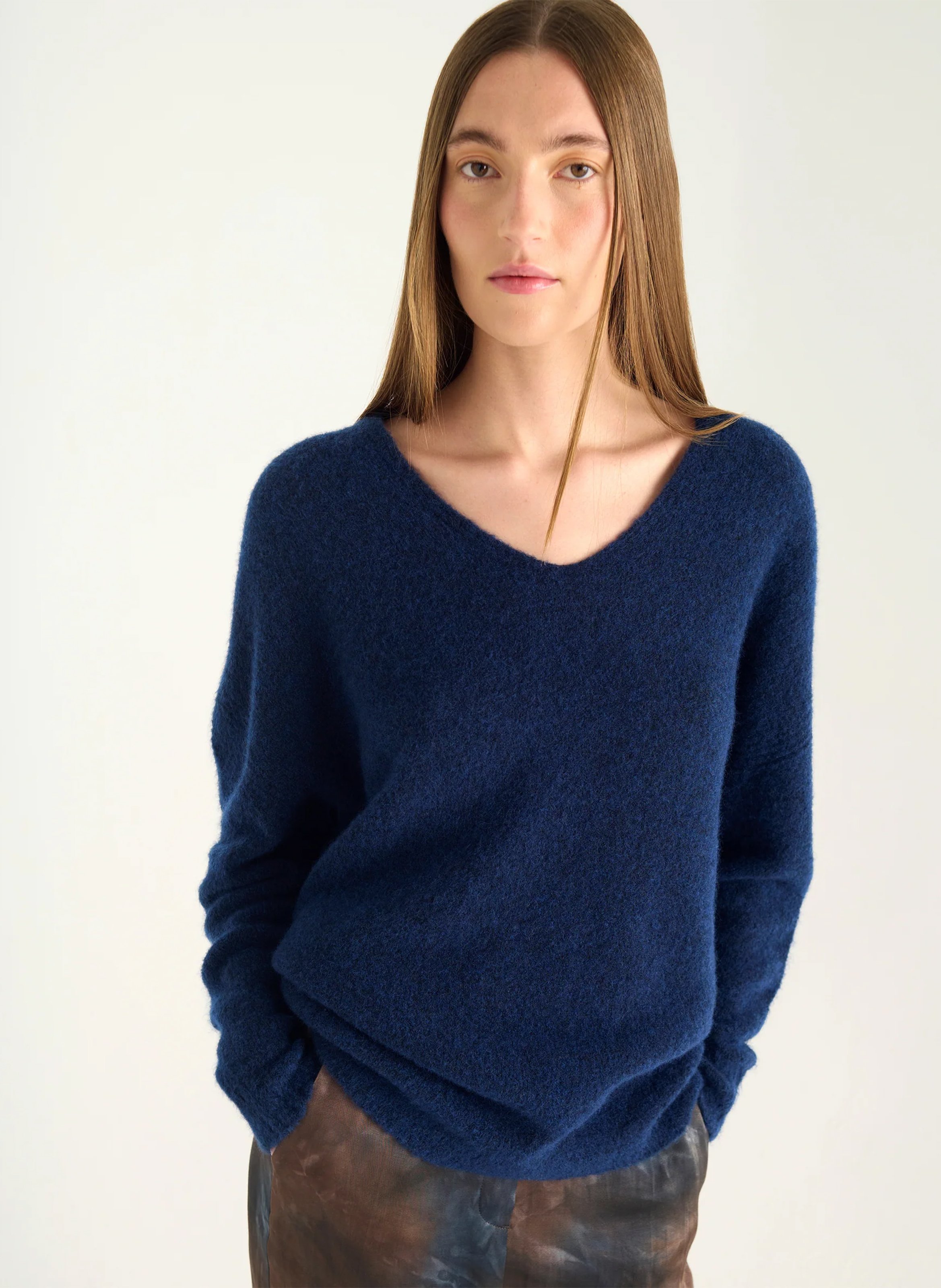 Oversize V-Ausschnitt Pullover aus weichem Strick ACOTE