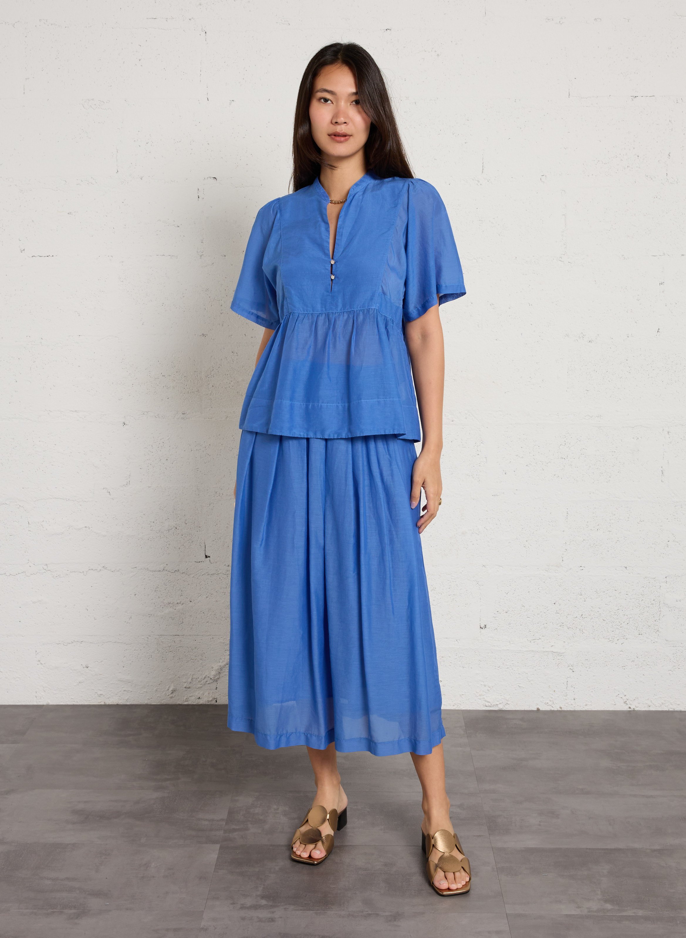 Oversize Bluse mit Rundhalsausschnitt aus Baumwolle und Seide POMANDERE Blau