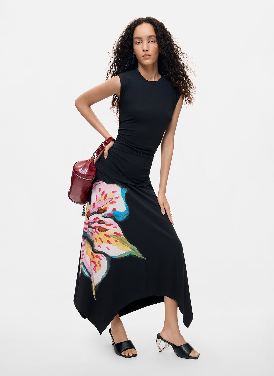 Robe longue col rond asymétrique DESIGUAL Noir