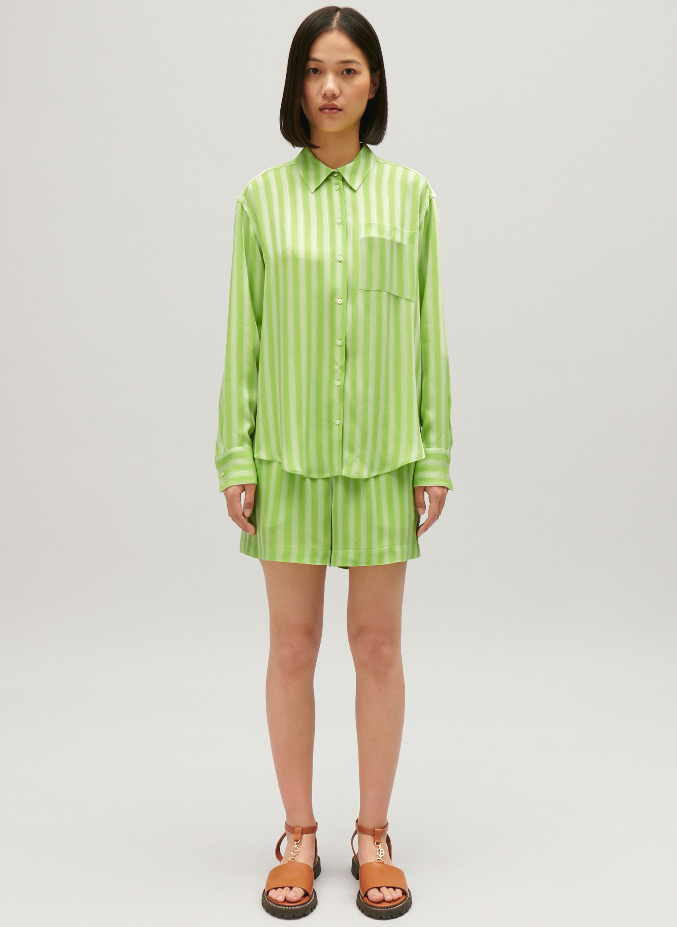 Vert Straight striped satin finish shirt with classic collar