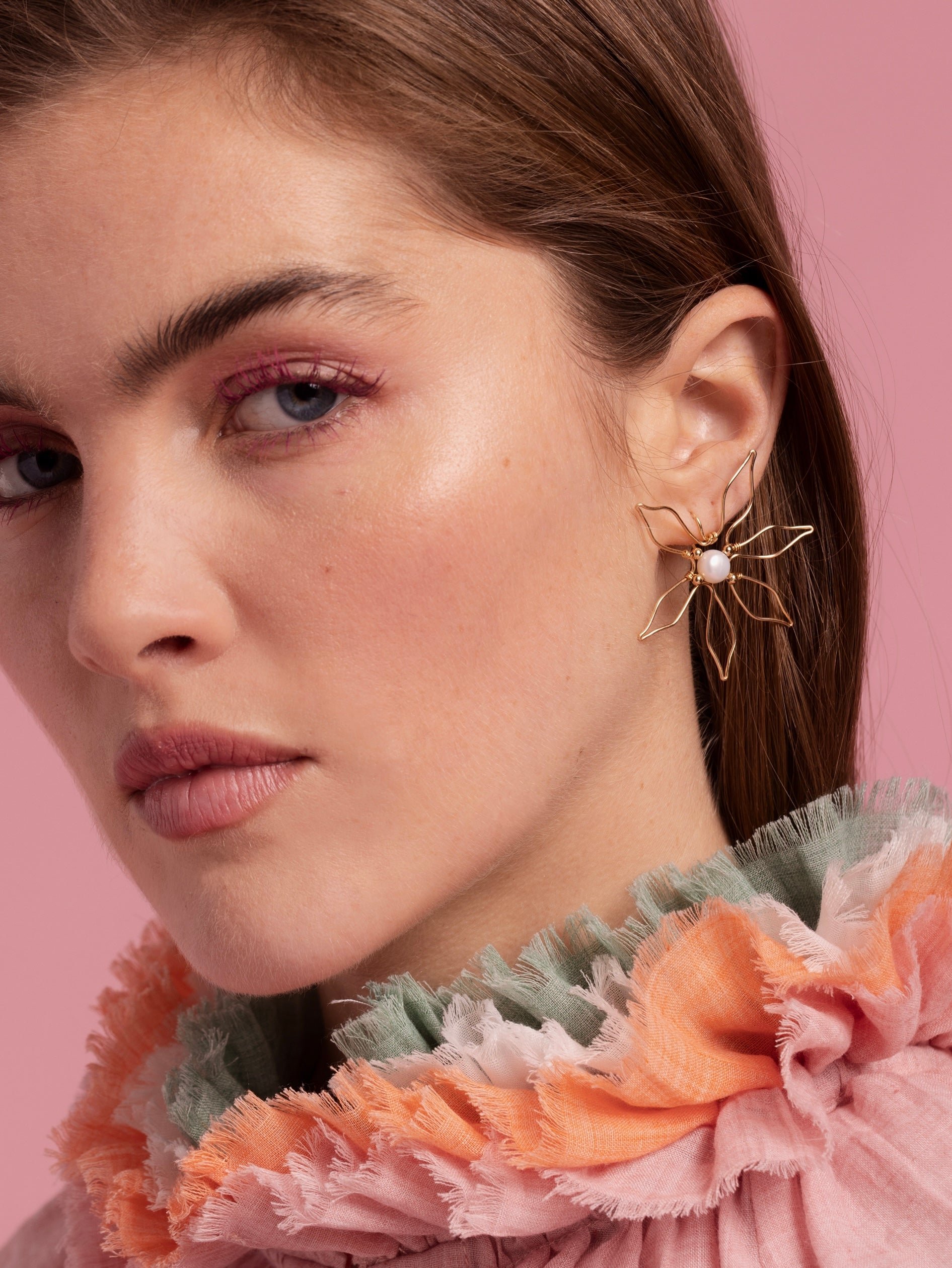 Large pearl camellia earrings YAY Golden