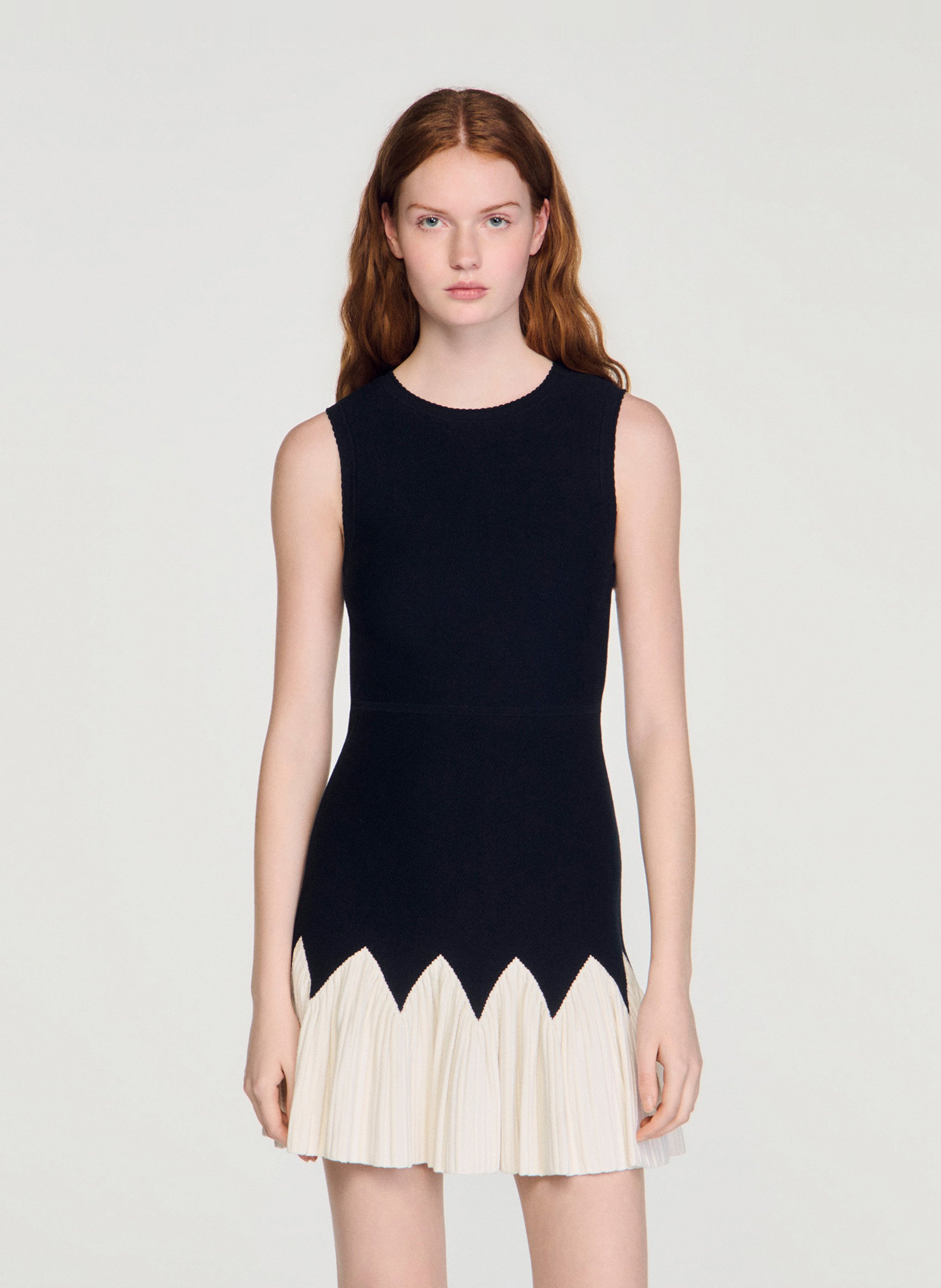 Robe courte col rond en maille SANDRO Noir