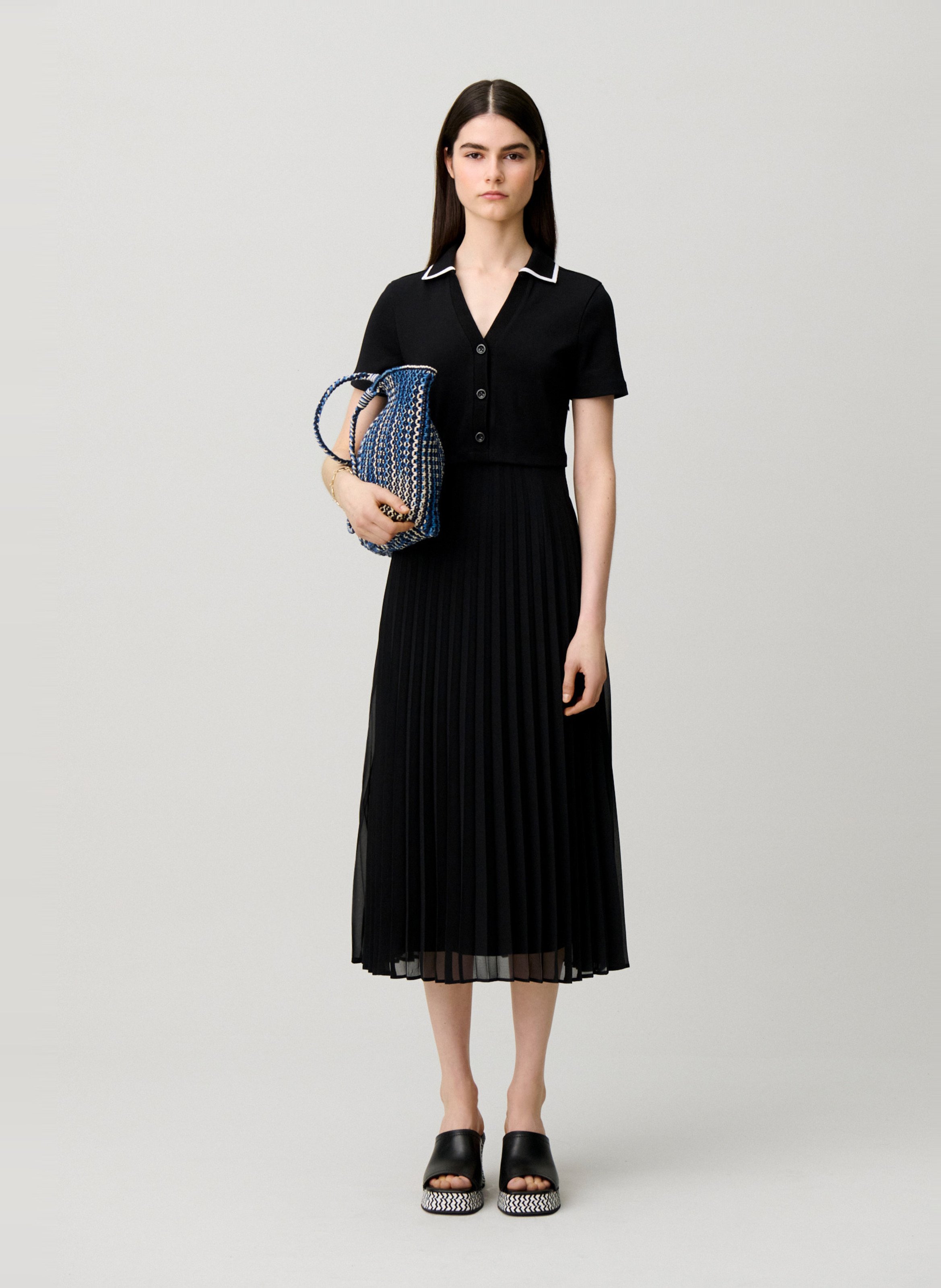 Langes Kleid mit klassischem Rundhalsausschnitt aus Strick CLAUDIE PIERLOT Schwarz