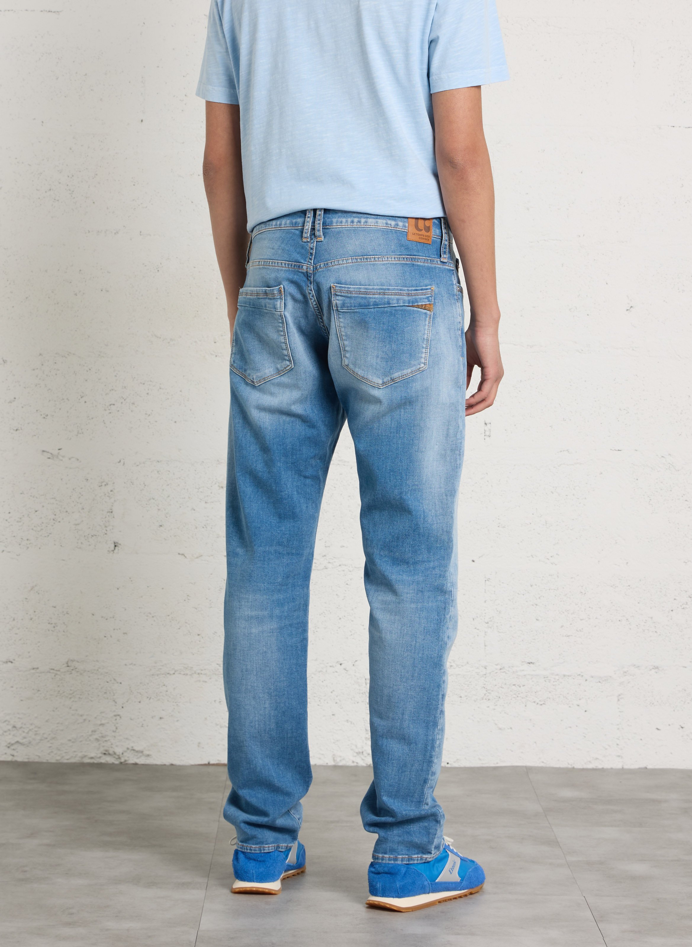 Gerade geschnittene Jeans LE TEMPS DES CERISES Blau