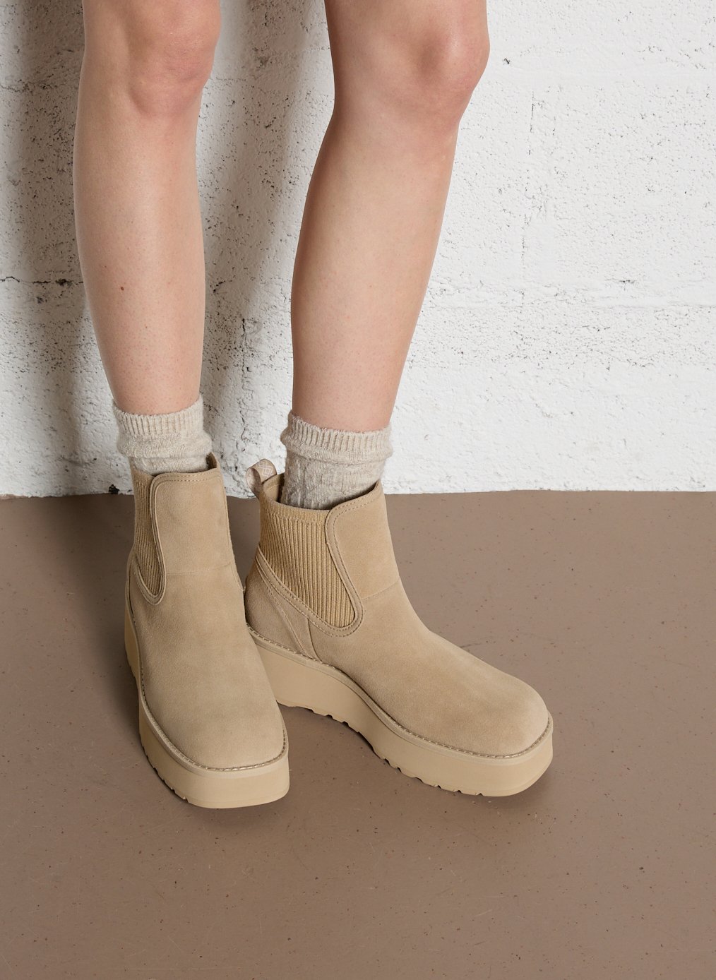 Bottines Chelsea en cuir mélangé UGG Marron