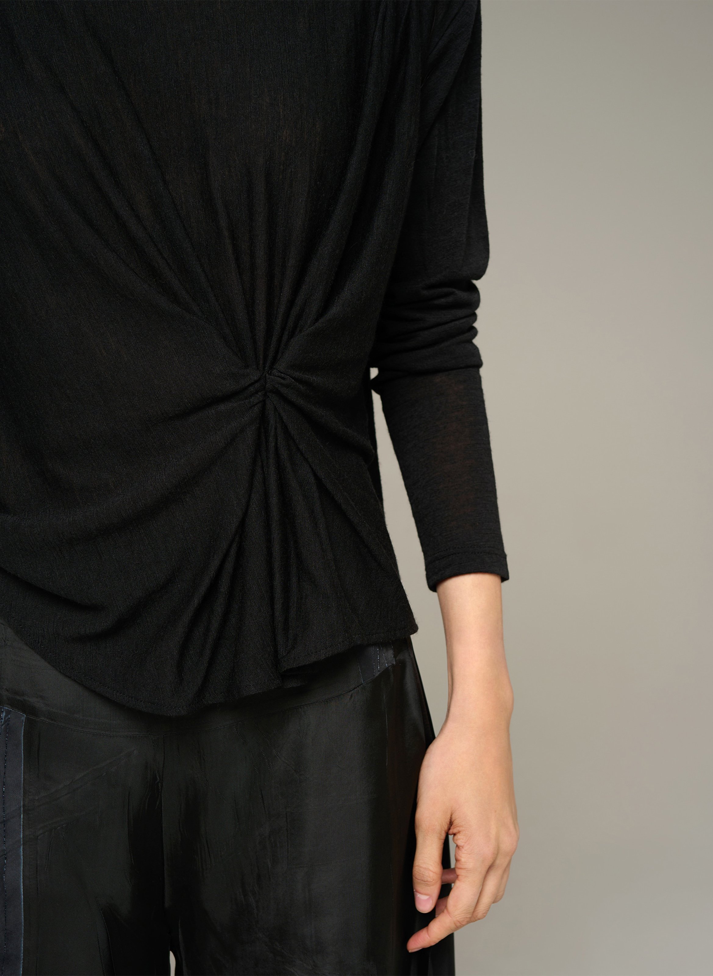 Tee-shirt drapé en laine mélangée COTELAC Noir