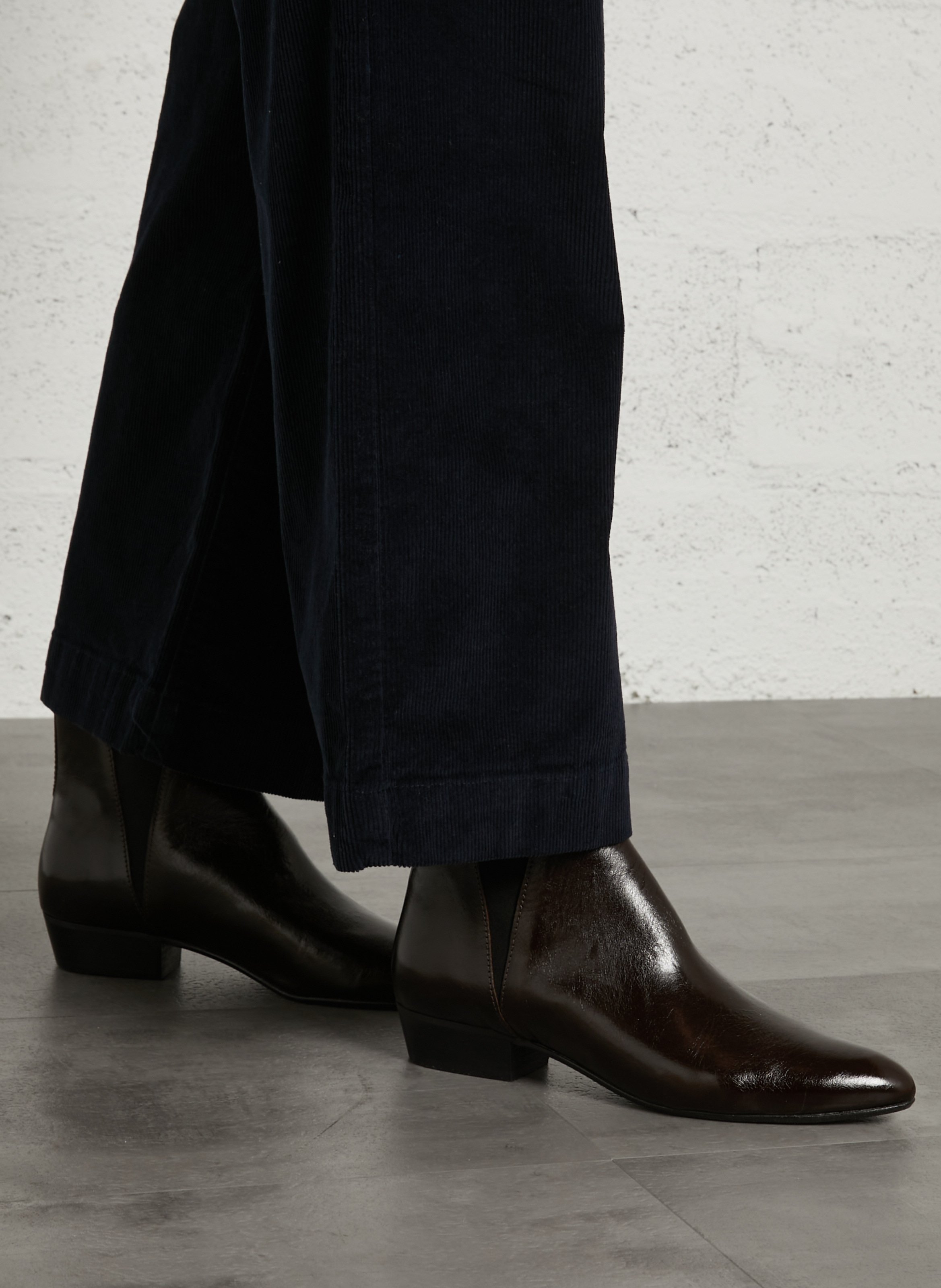 Stiefeletten aus Krakelee-Leder ANONYMOUS COPENHAGEN Braun