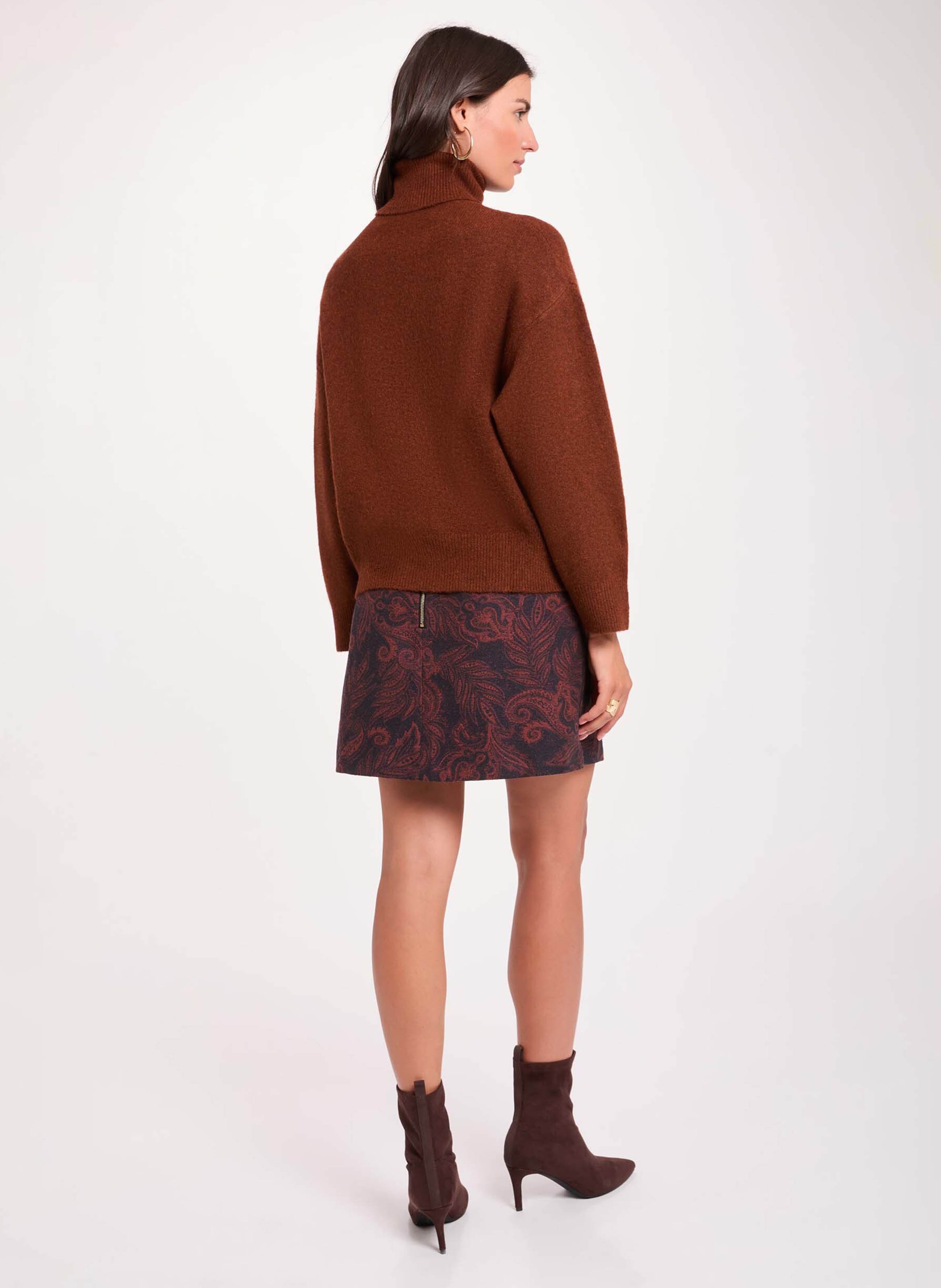 Plain loose-fitting high-neck jumper MORGAN Brown