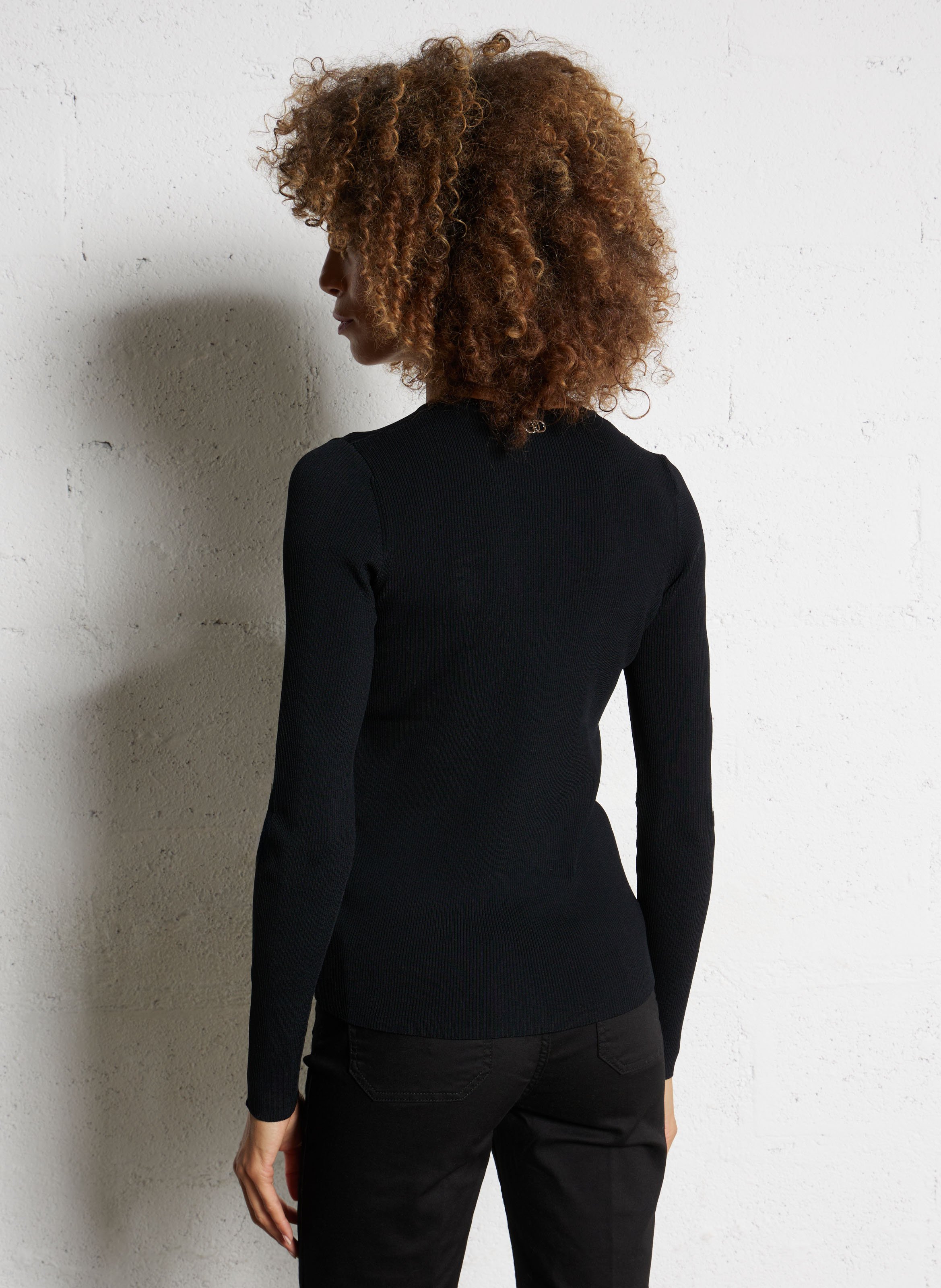 Eng anliegendes Oberteil mit verstellbaren Trägern. LIU JO Schwarz