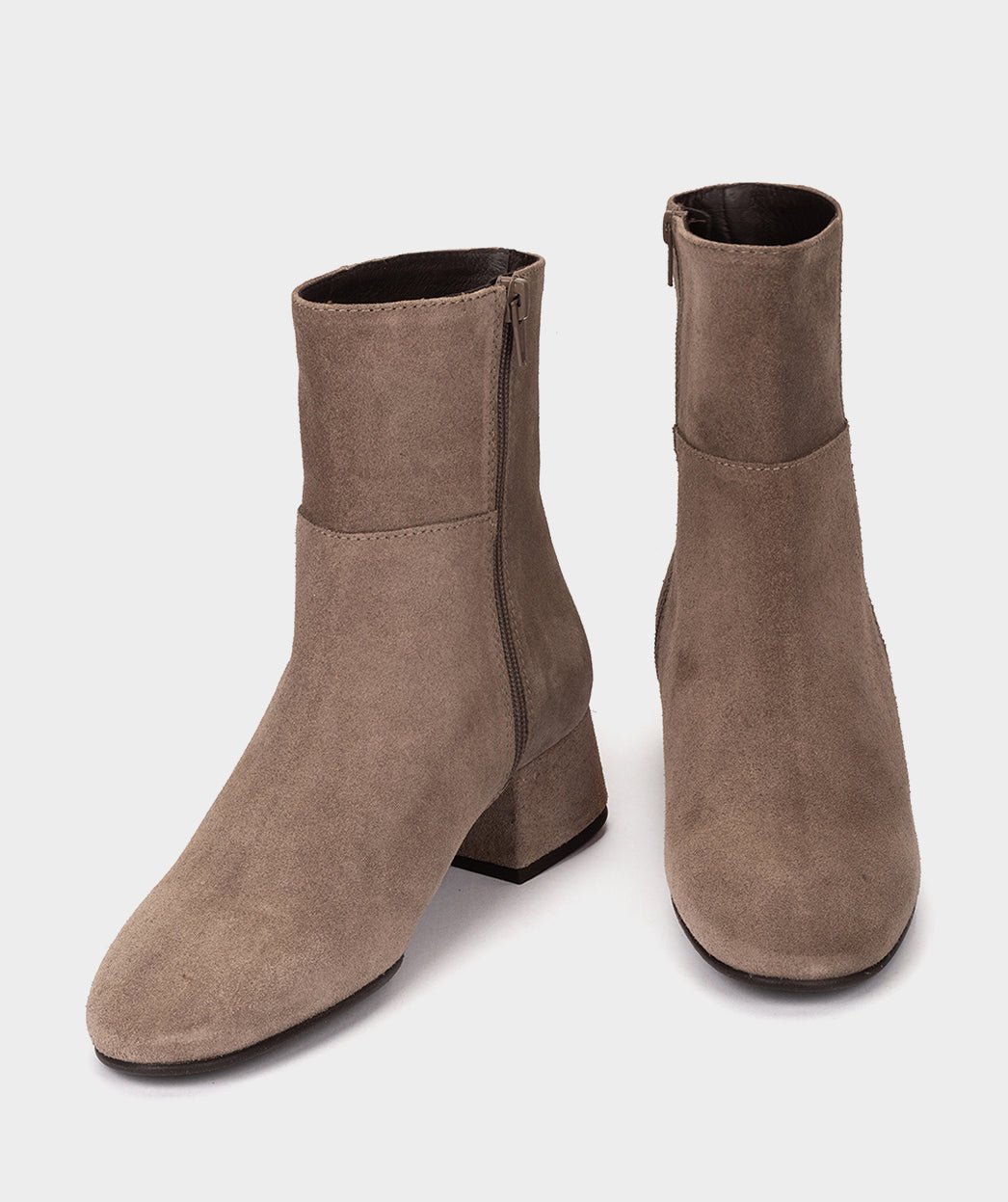 Attente chgt tailles Thomas PEDRO MIRALLES Grey