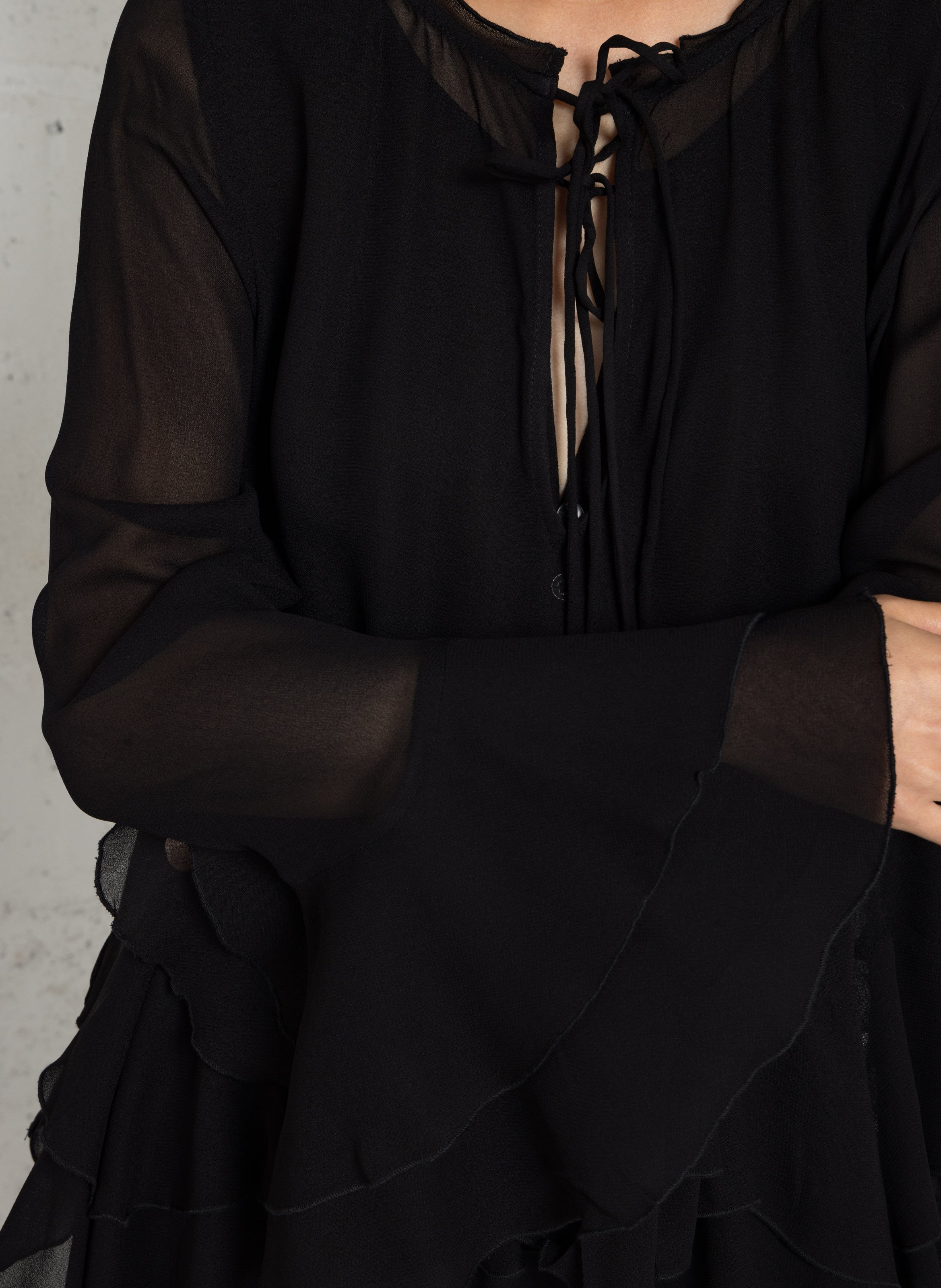 Doorschijnende blouse met effen ruches LE TEMPS DES CERISES Zwart