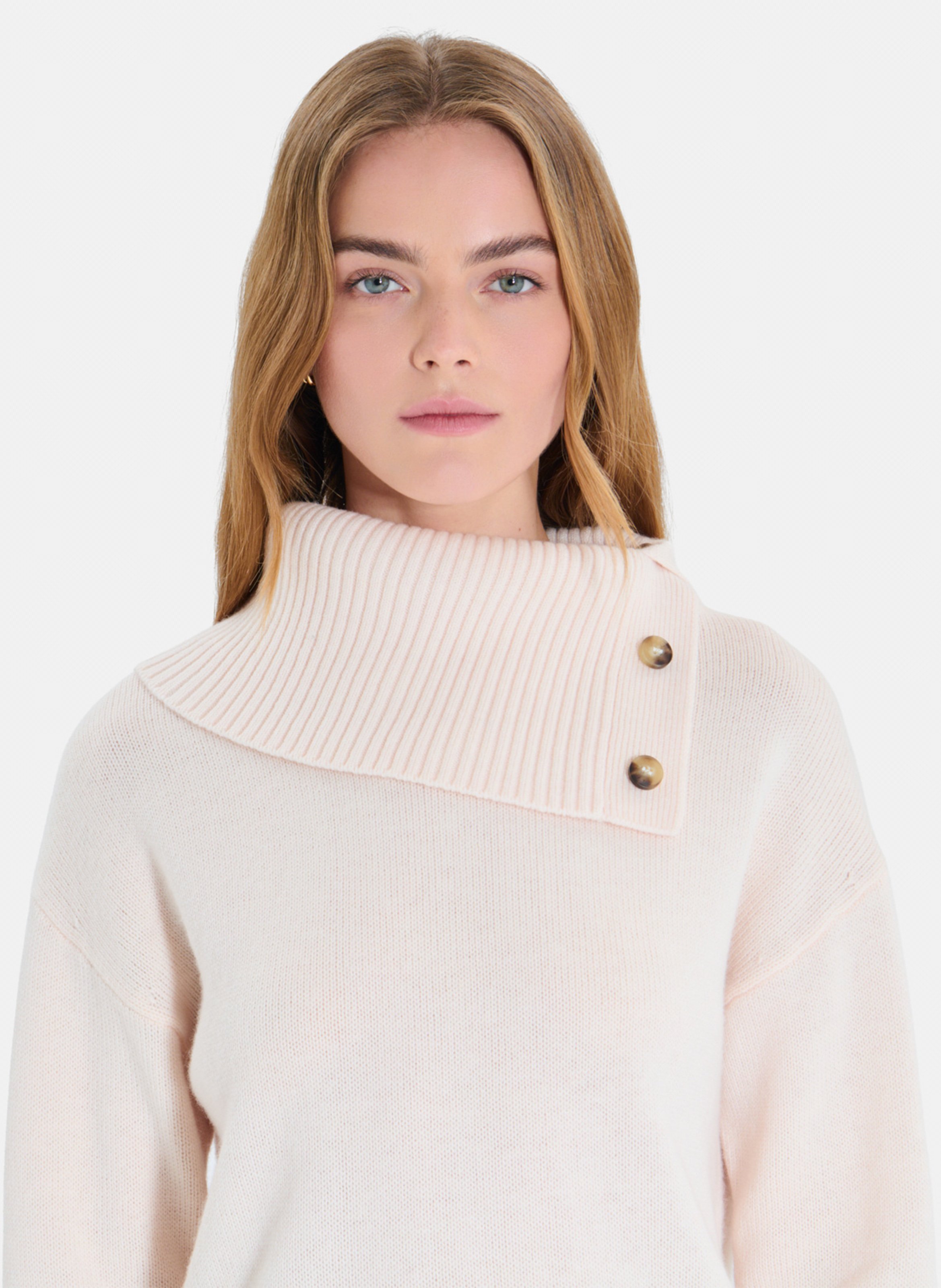 Pull col roulé boutonné en laine ZAPA Beige