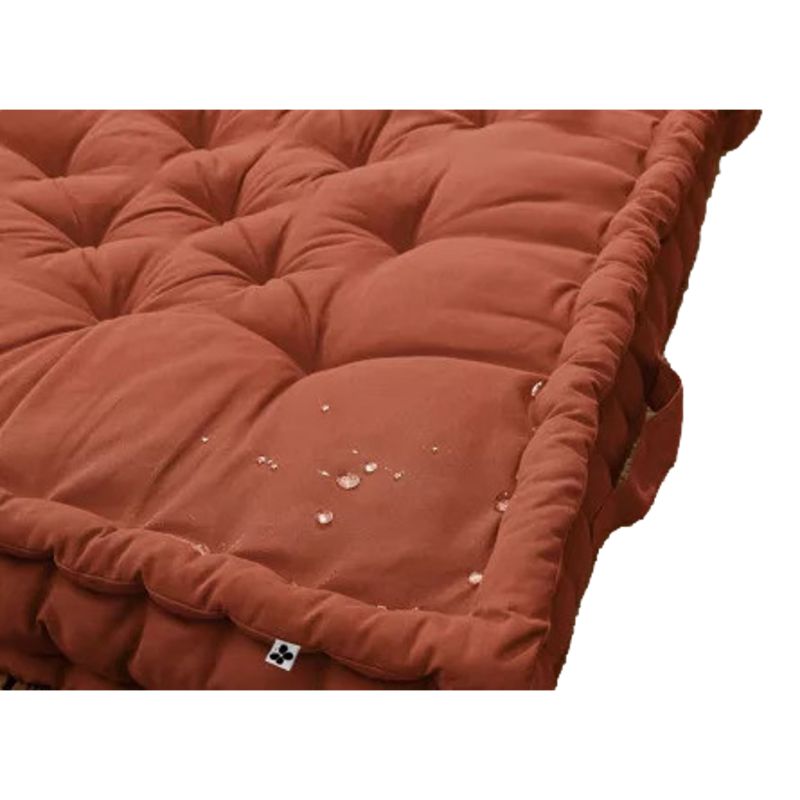 Water-repellent outdoor floor cushion L'EFFET PAPILLON Red