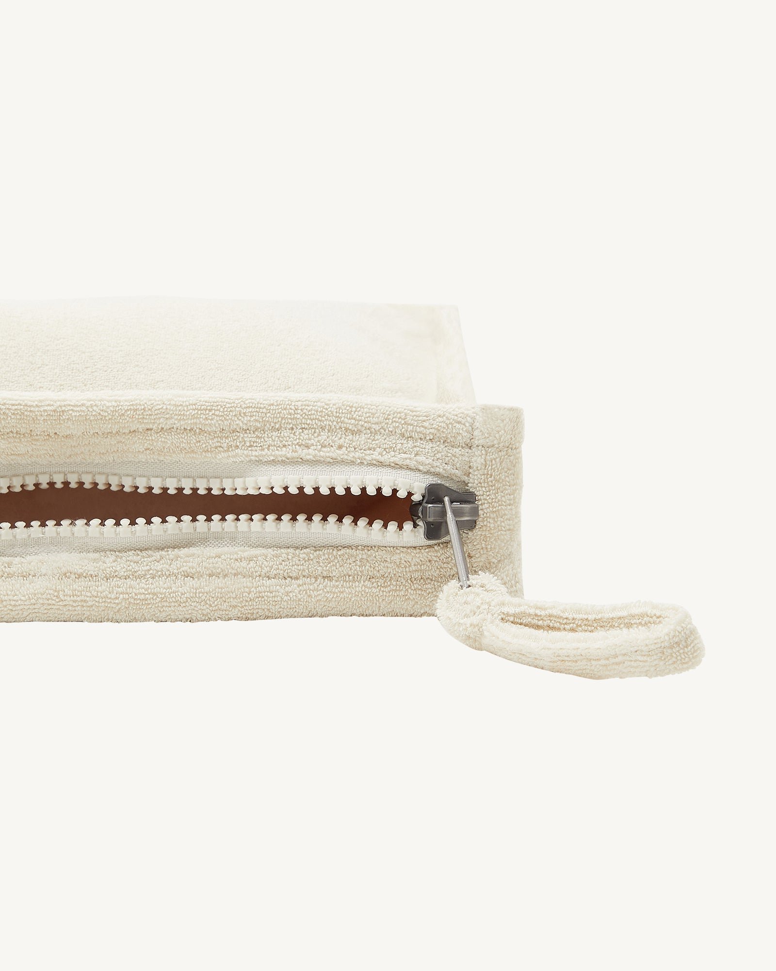 Ocean Sponge Clutch JOTT White