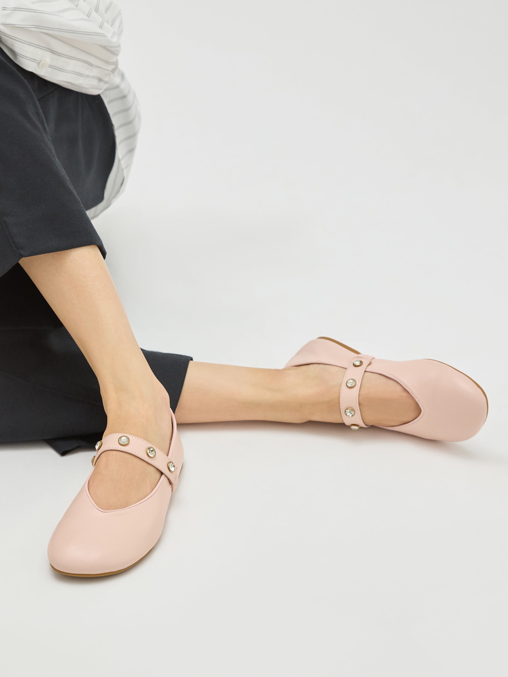 Woven ballet flats with strass ankle strap VANESSA WU Pink
